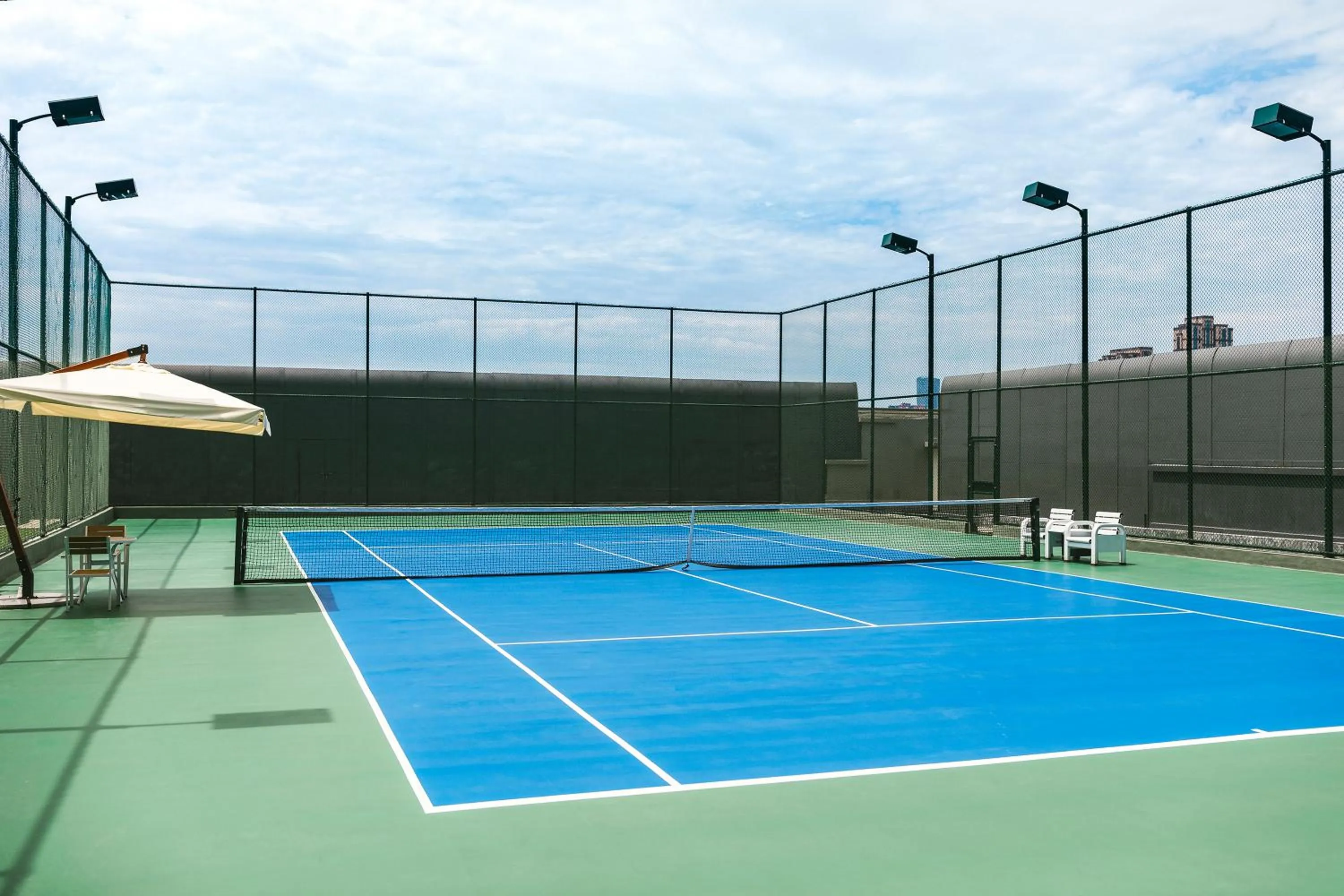 Tennis court in Pullman Fuzhou Tahoe