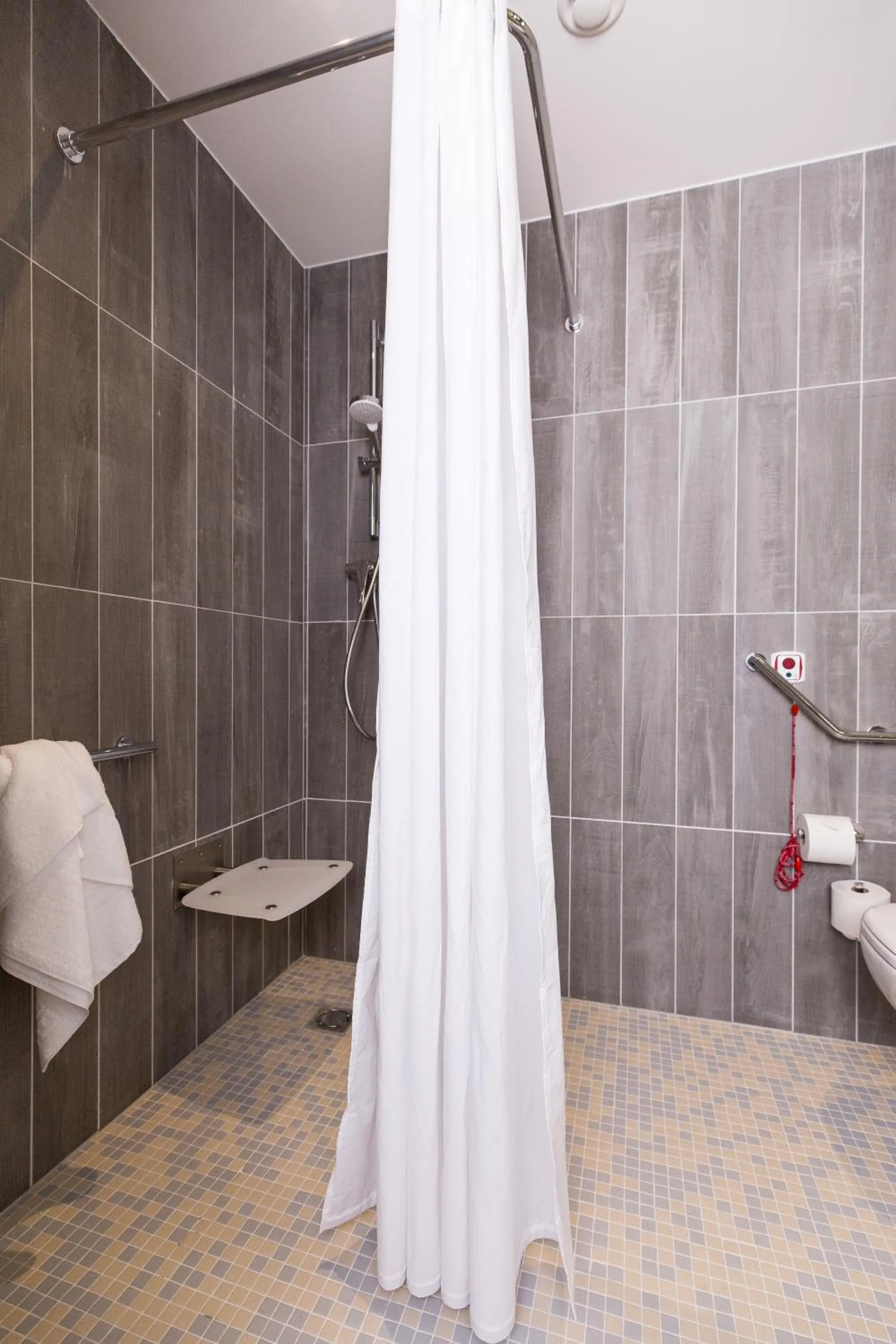 Bathroom in ibis Vilnius Centre