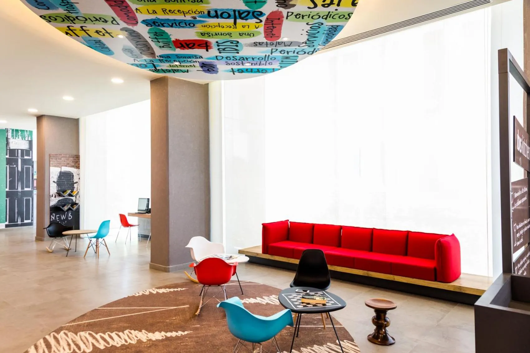 Lobby or reception in Ibis Mexico Tlalnepantla