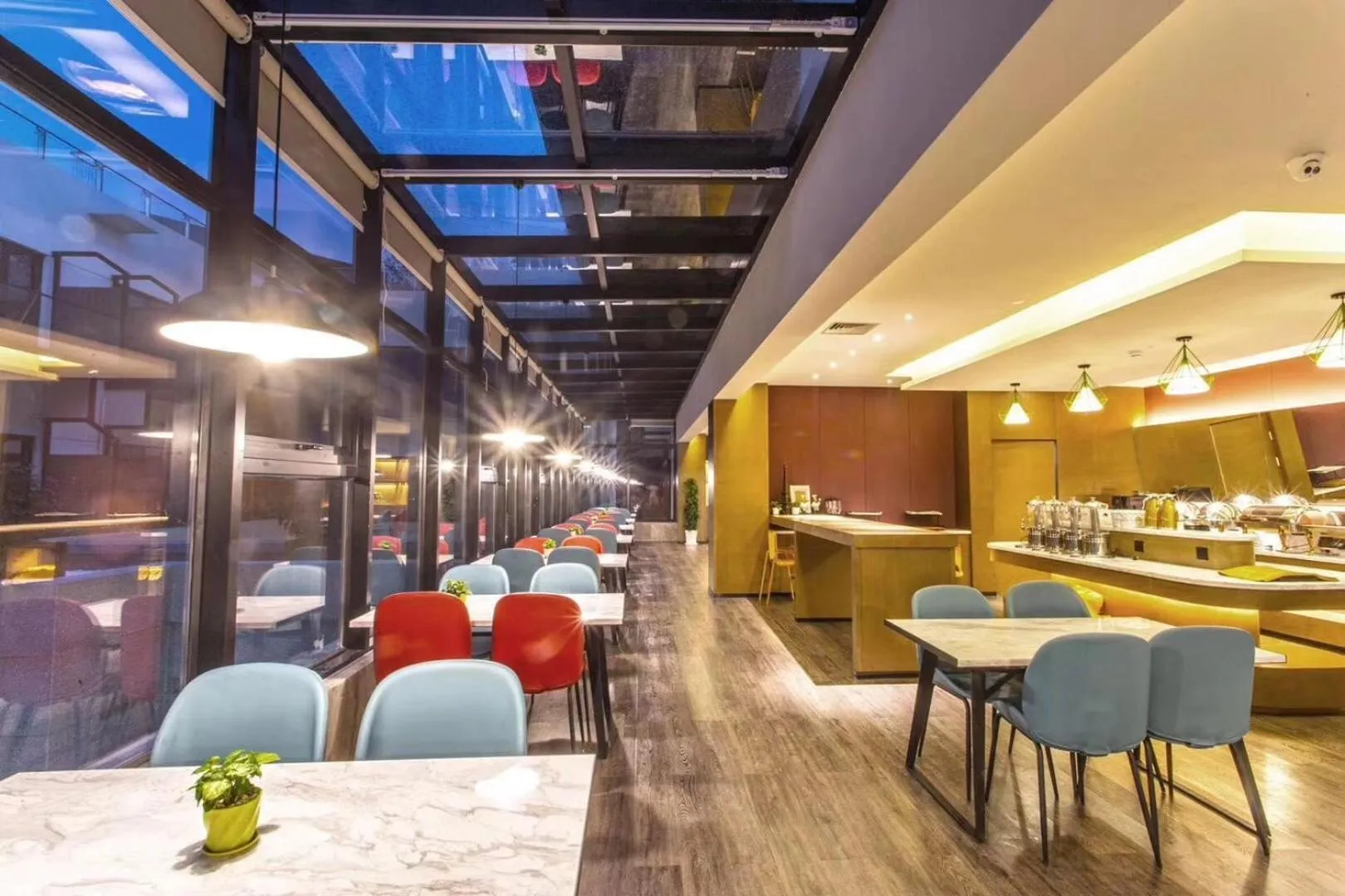 Restaurant/places to eat in Mercure Suzhou Downtown