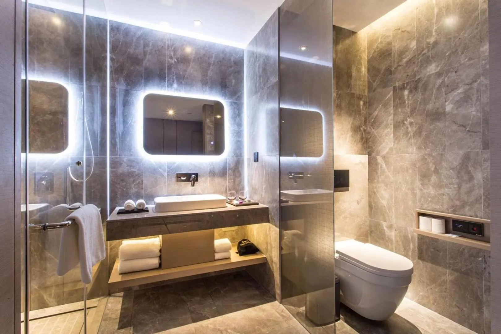 Toilet in Mercure Suzhou Downtown