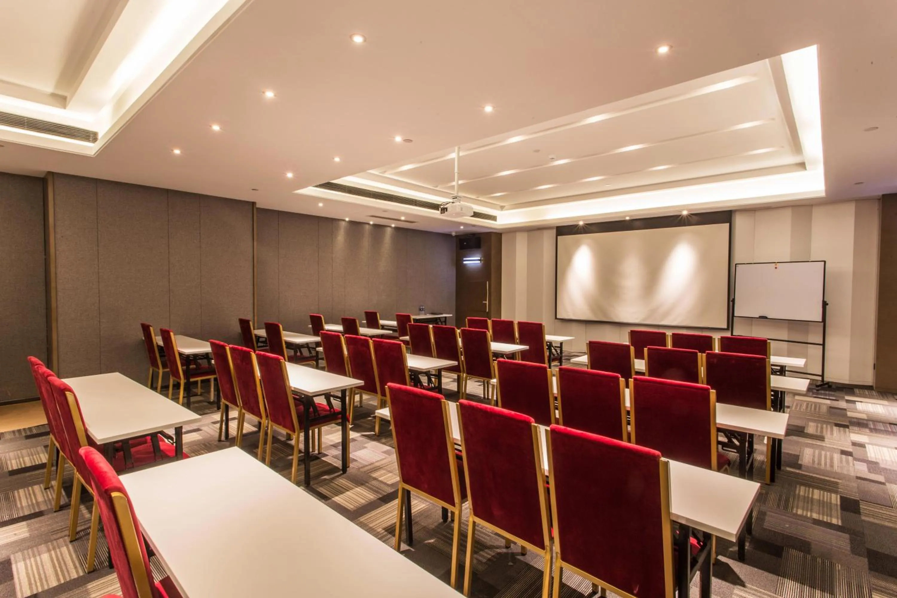 Meeting/conference room in Mercure Suzhou Downtown