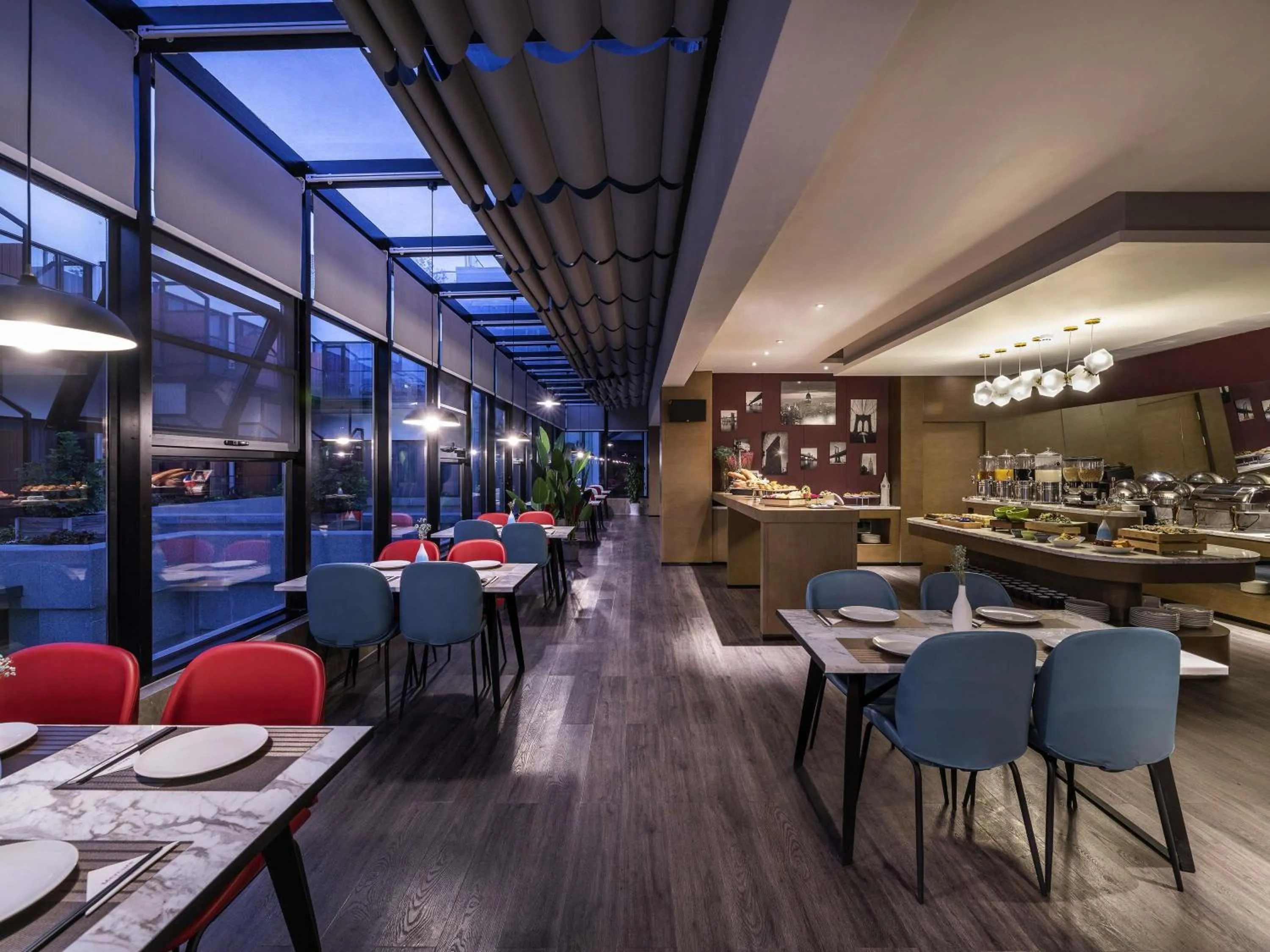 Restaurant/places to eat in Mercure Suzhou Downtown