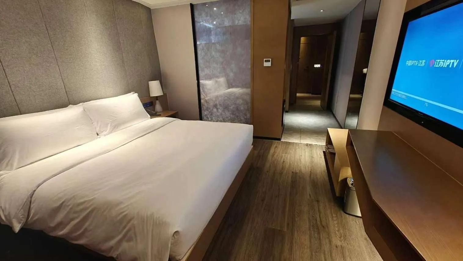 Bed in Mercure Suzhou Downtown
