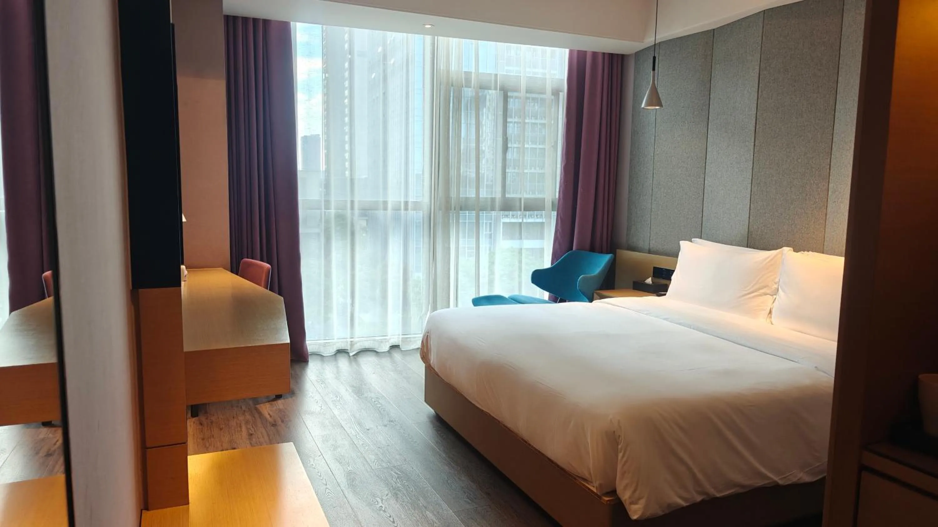 Bed in Mercure Suzhou Downtown