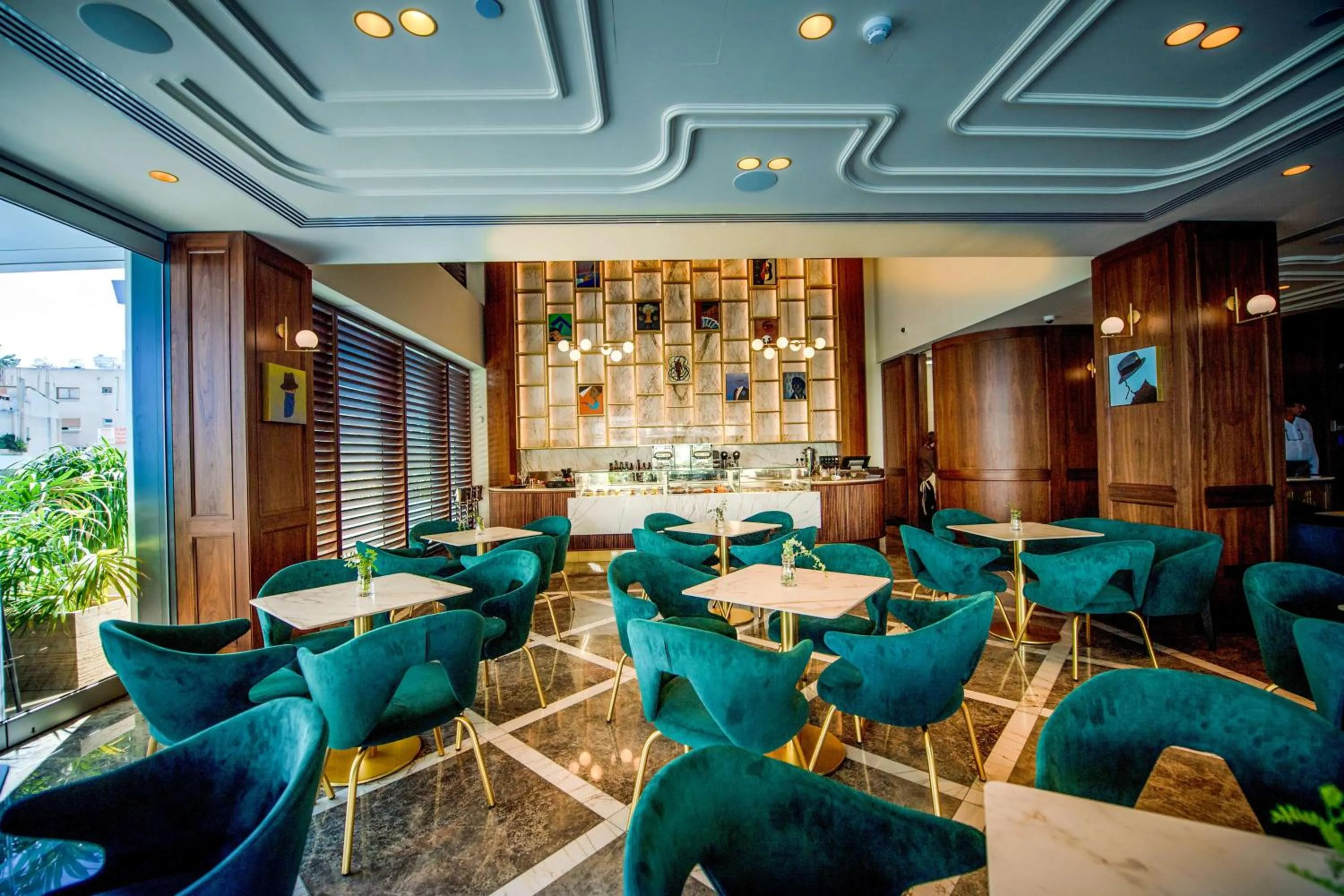 Restaurant/places to eat in Radisson Blu Hotel, Larnaca