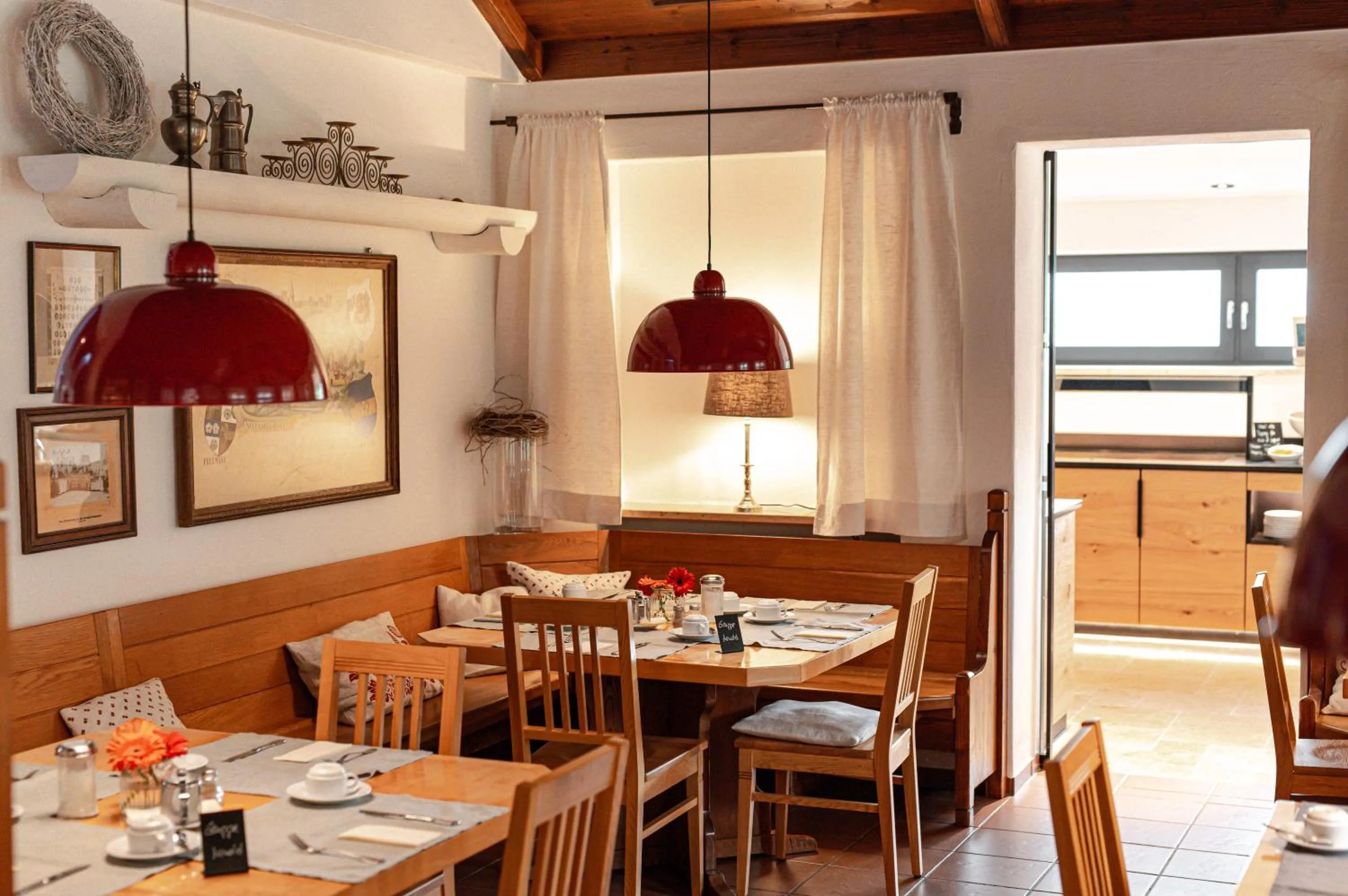 Restaurant/places to eat in Bierhotel - Hotel & Brauereigasthof Schneider