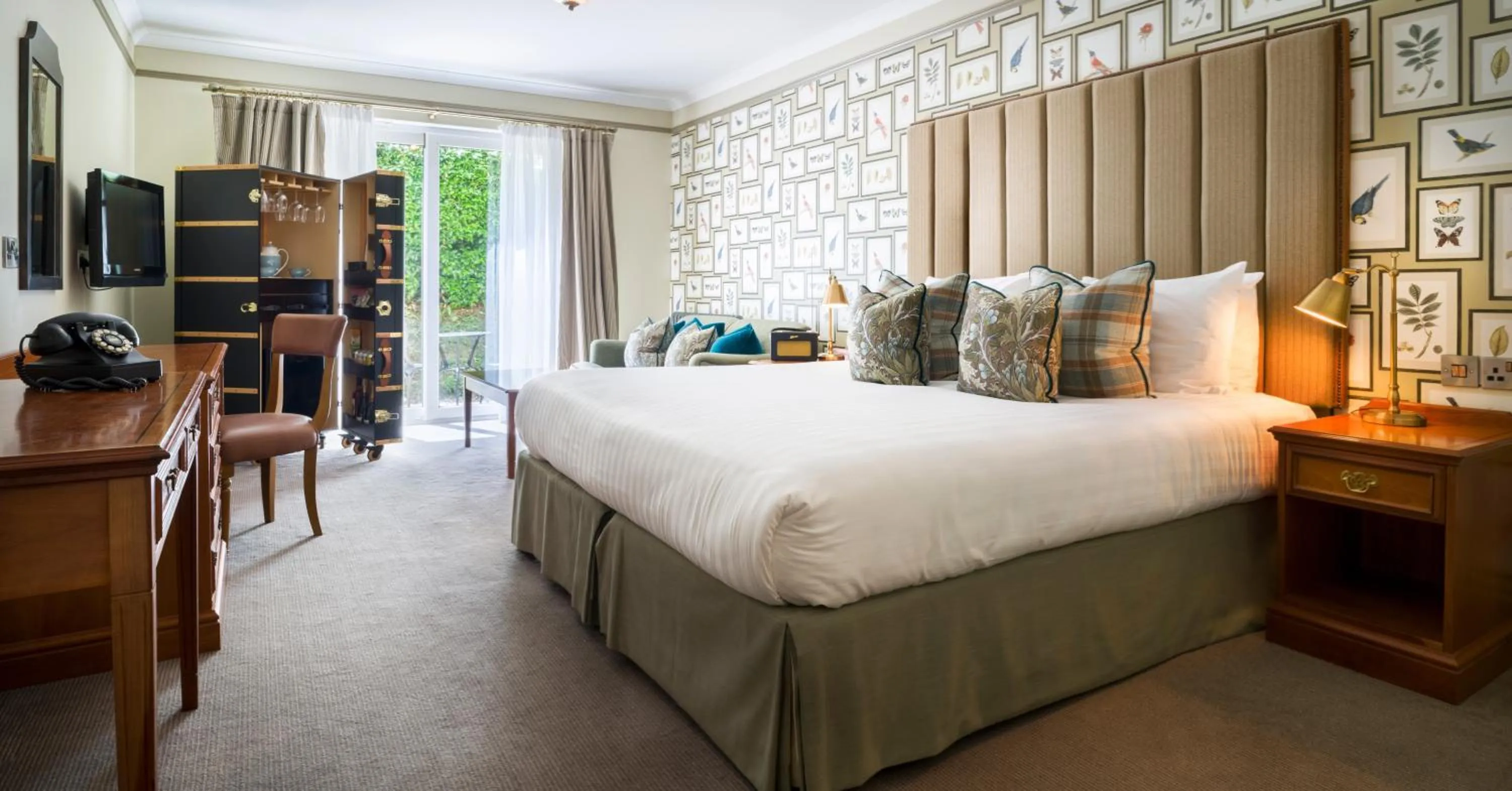 Bed in Penventon Park Hotel