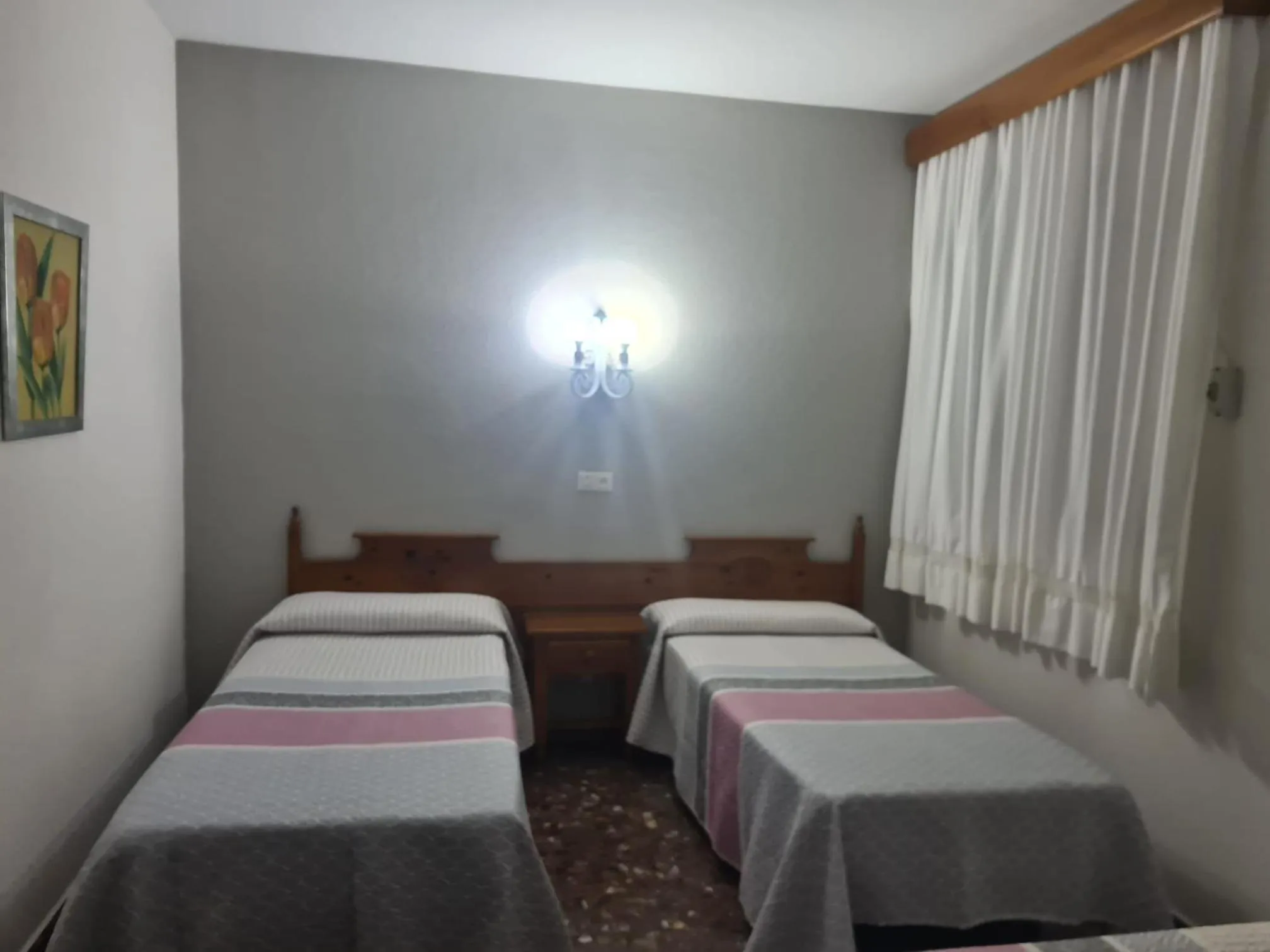 Photo of the whole room, Bed in Hotel Restaurante El Lago