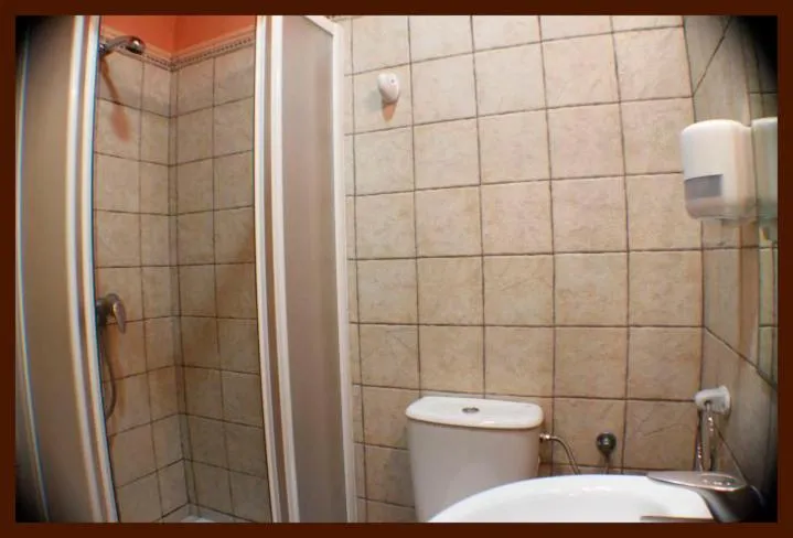 Bathroom in Hostal Torre de Guzmán