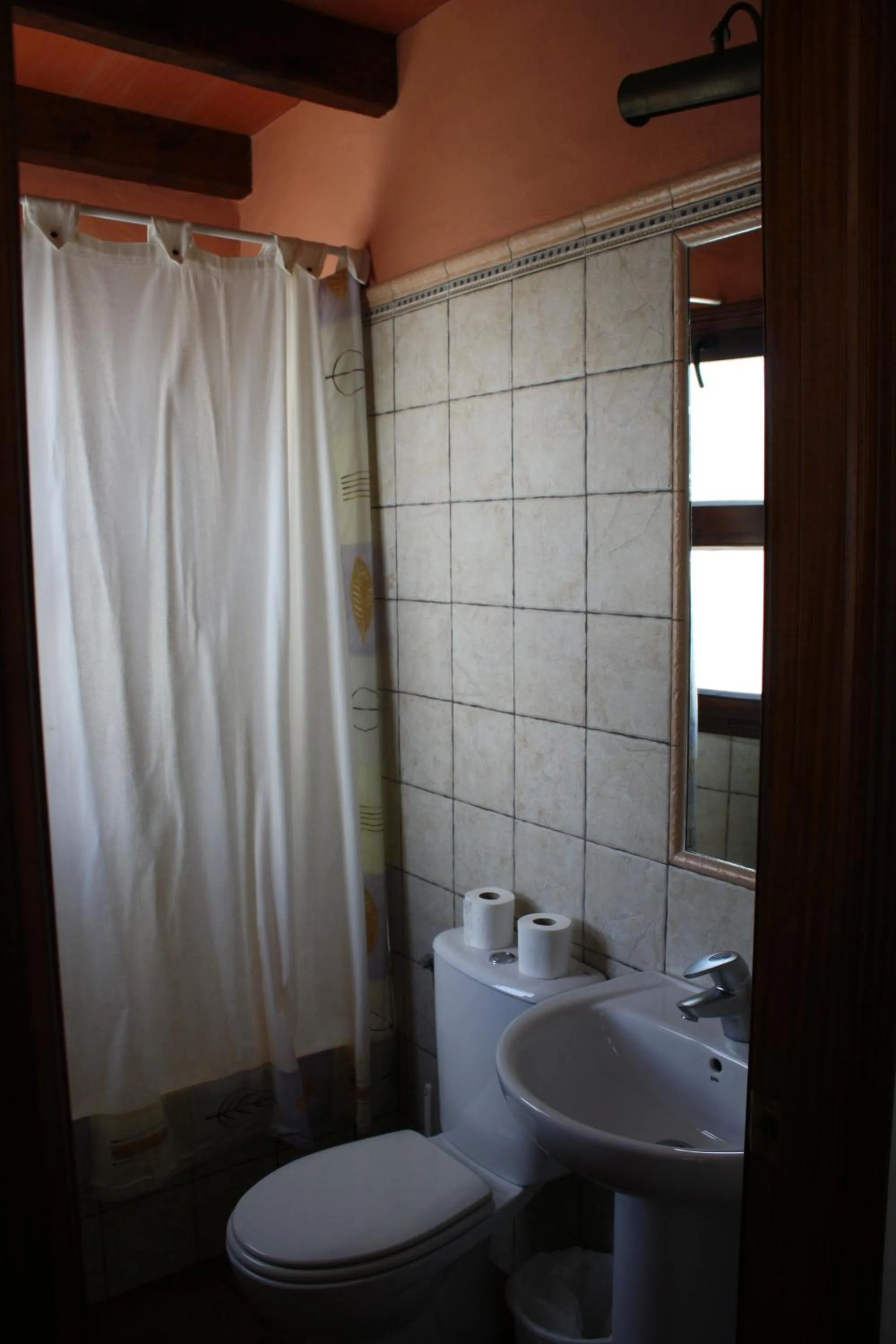 Bathroom in Hostal Torre de Guzmán