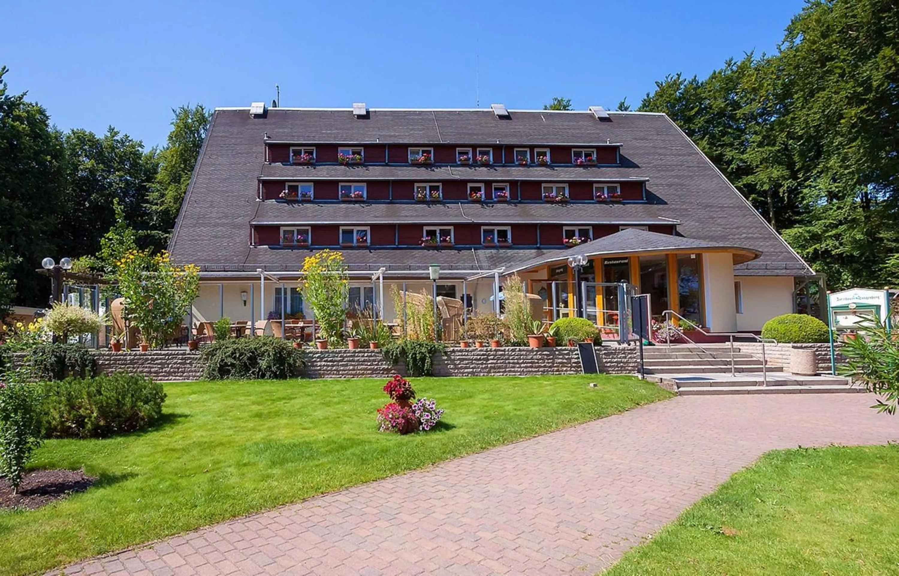 Property building in Forsthaus Langenberg