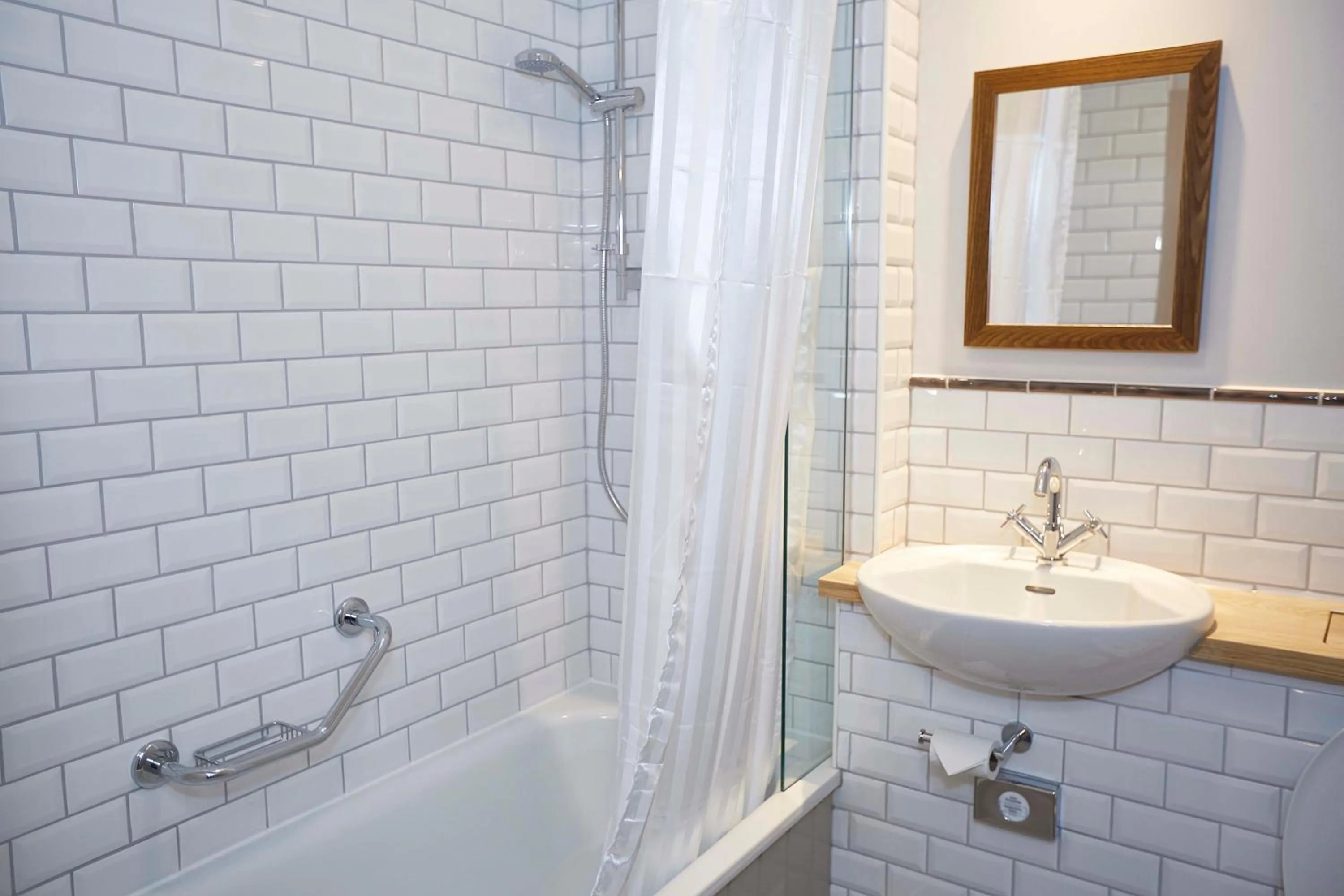 Bathroom in Greswolde Arms by Chef & Brewer Collection