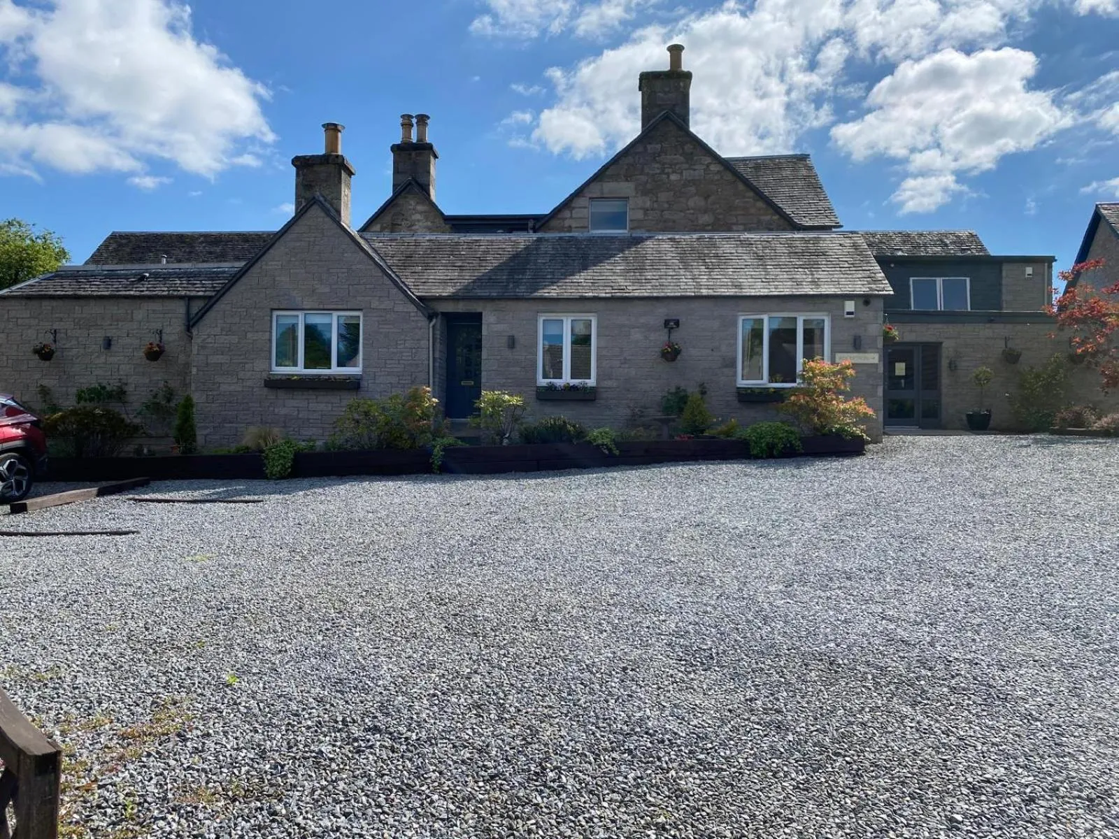 Property building in Beinn Bhracaigh