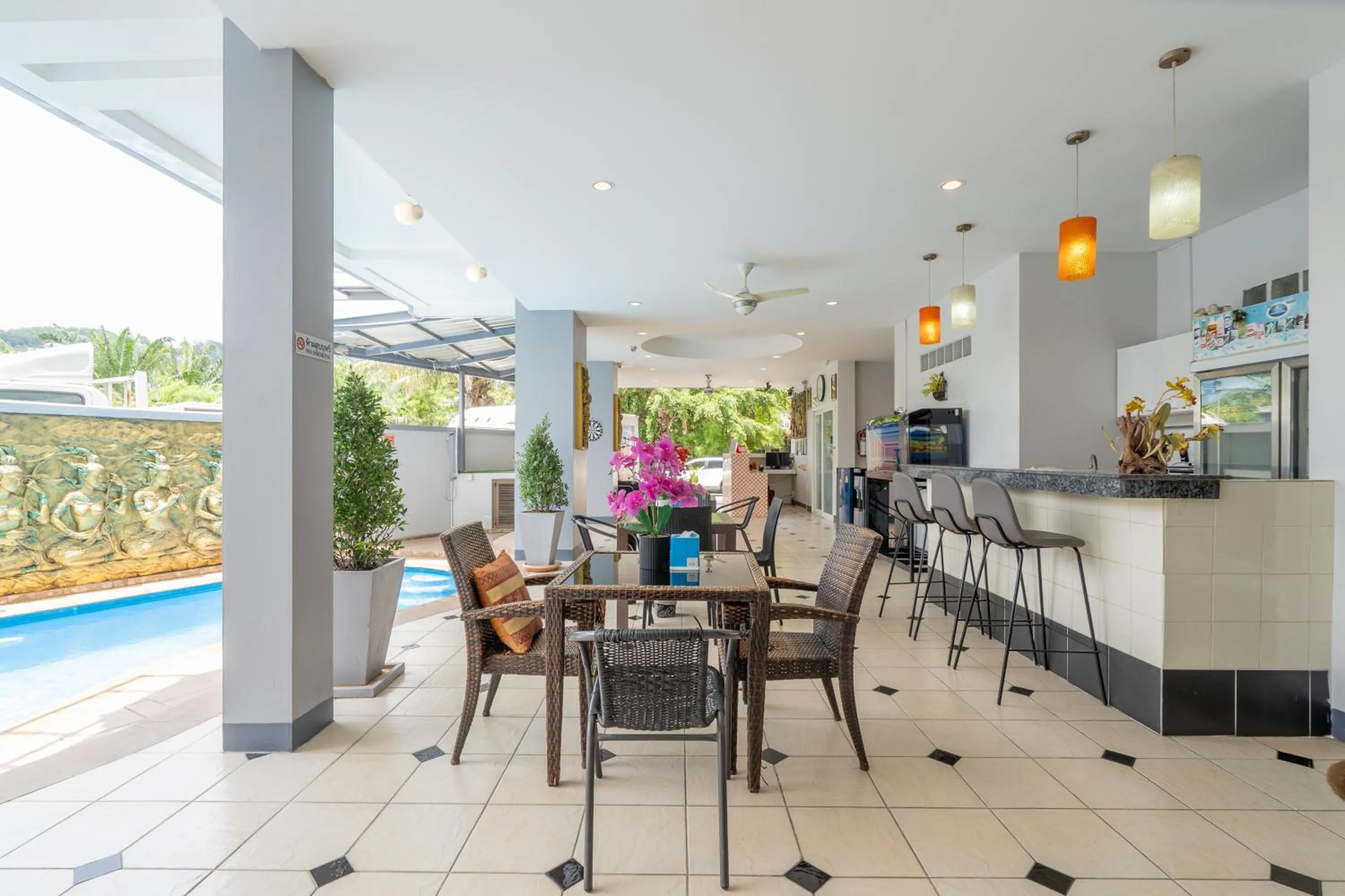 Lobby or reception in Square One Hotel Patong