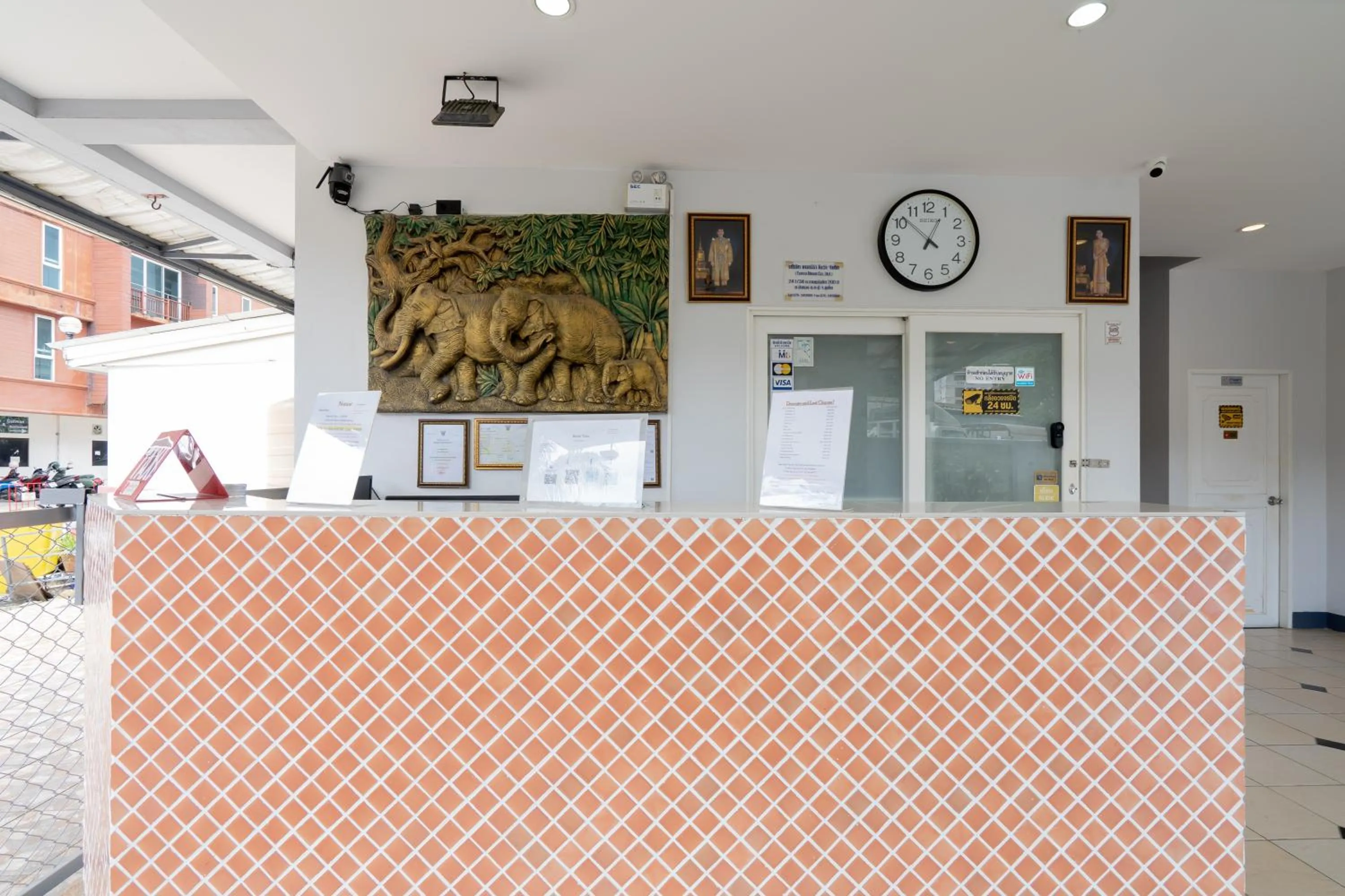 Lobby or reception in Square One Hotel Patong