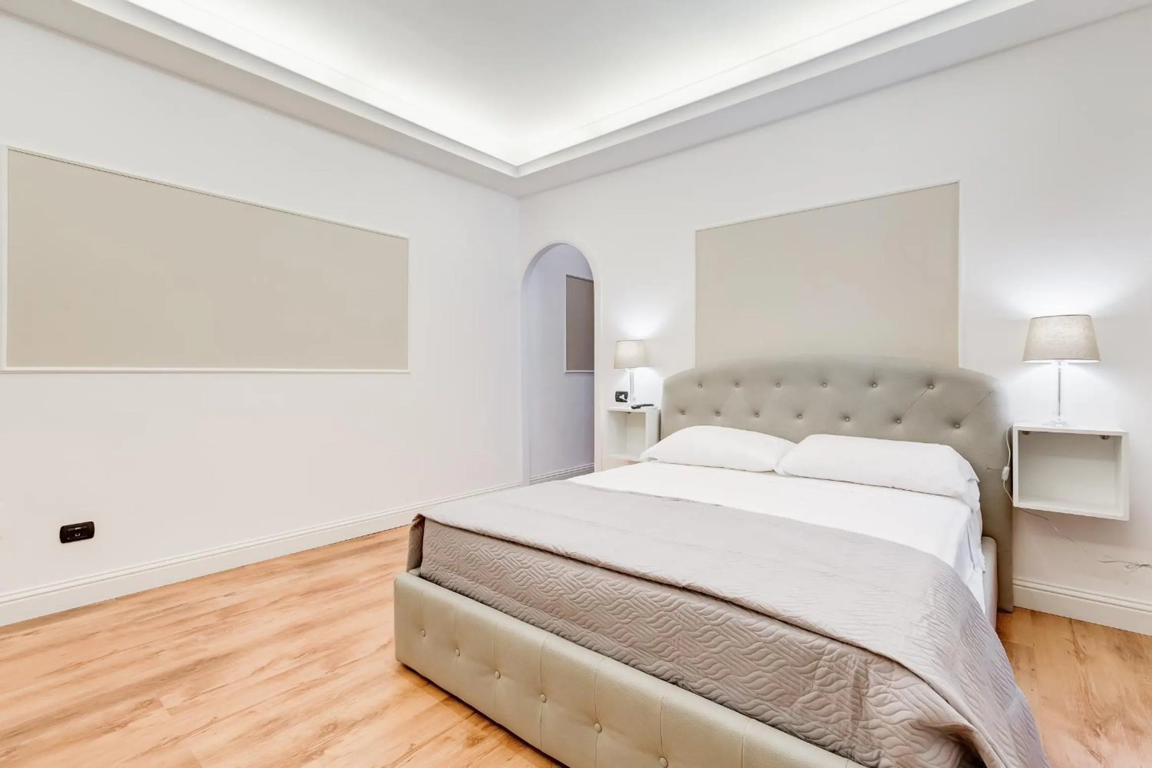 Nearby landmark, Bed in Vaticano Private Apartment