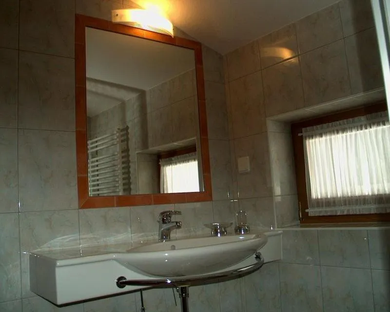 Bathroom in Gästehaus Elfriede