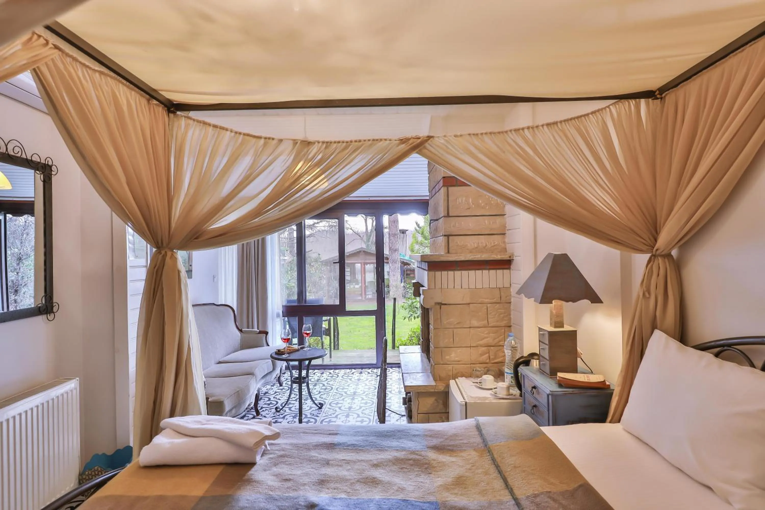 Bedroom, Bed in Park Mandalin Hotel - Adult only