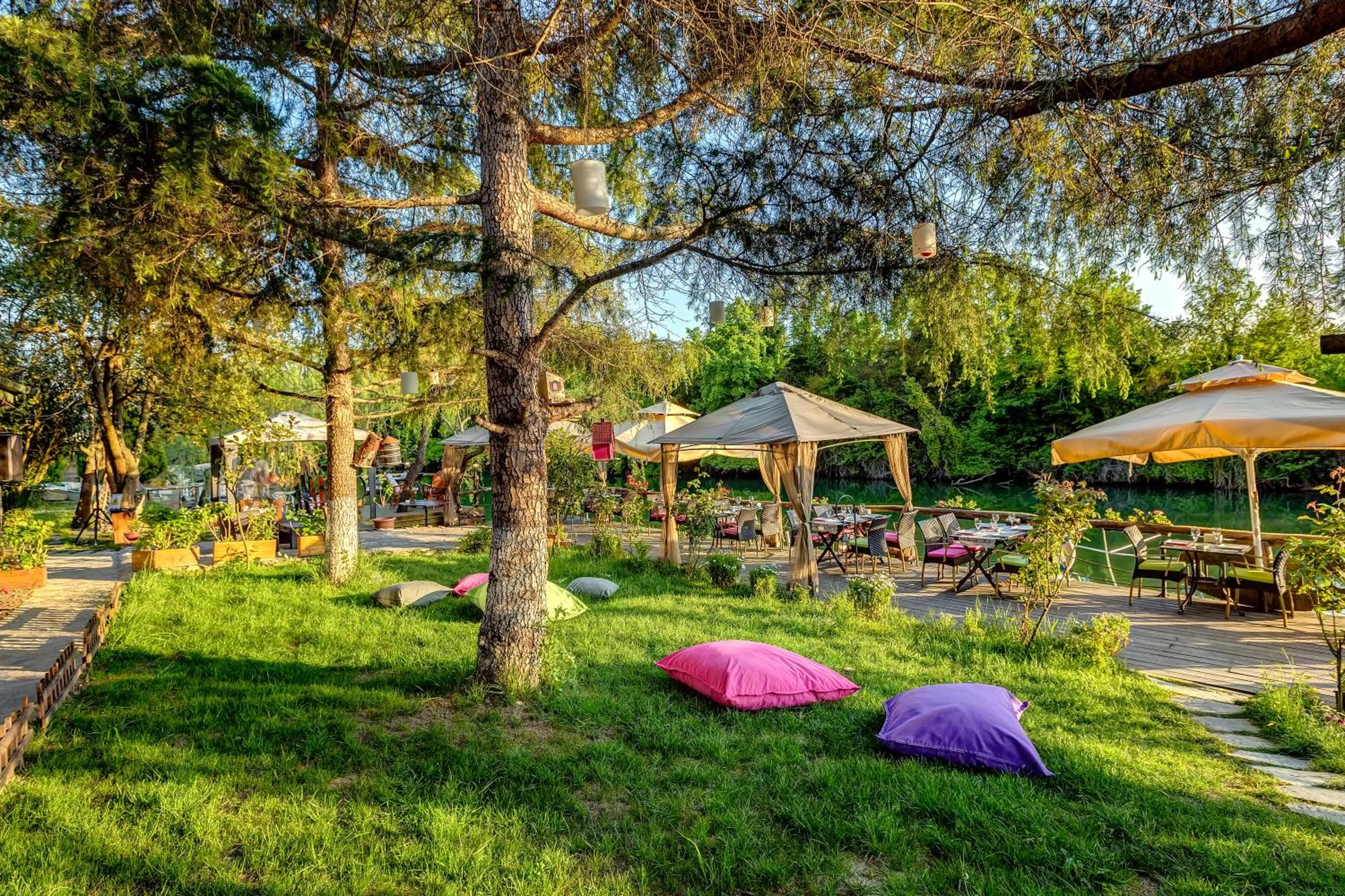 Garden in Park Mandalin Hotel - Adult only