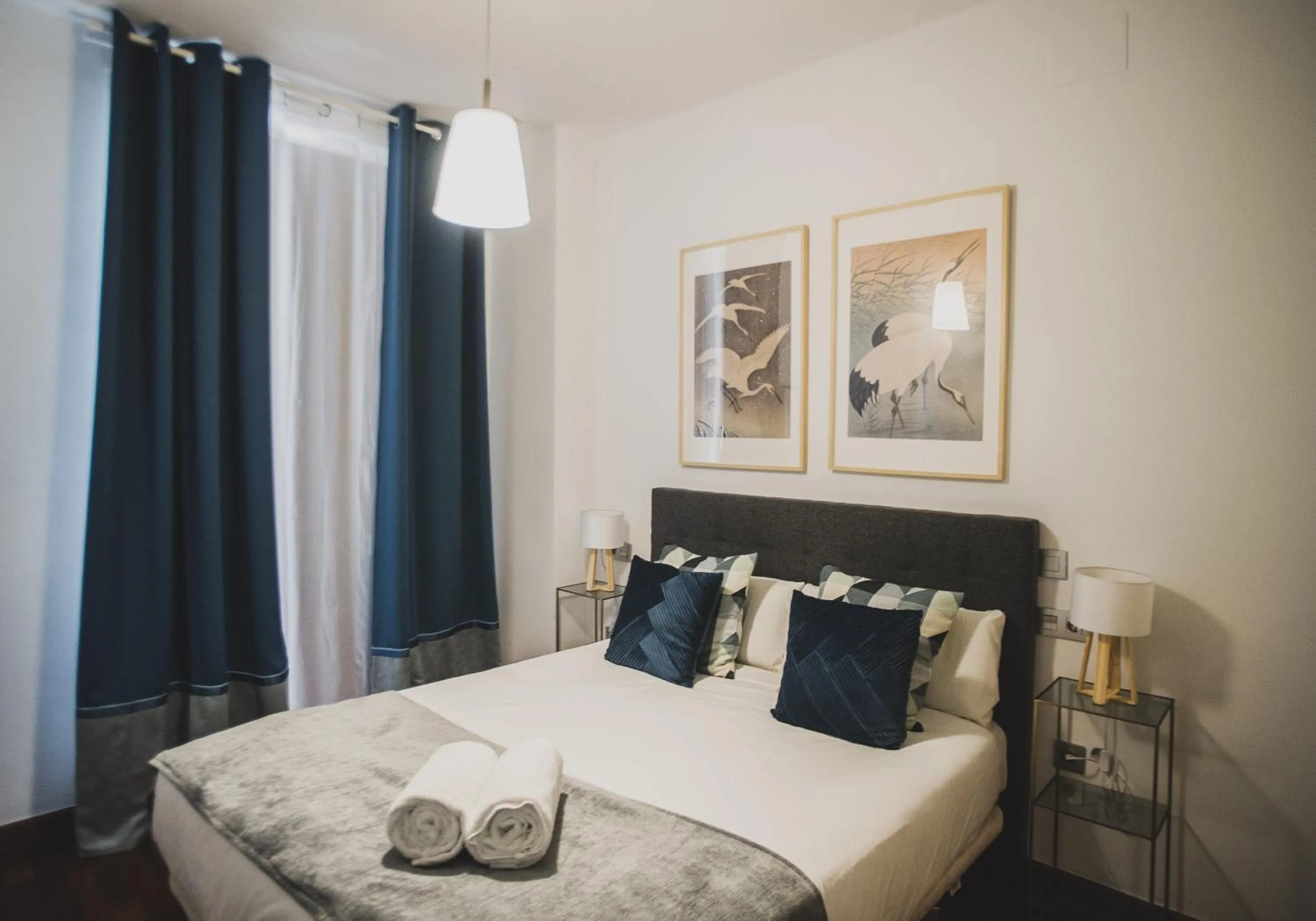 Bedroom, Bed in AZZ Sevilla Torre de la Plata Apartamentos