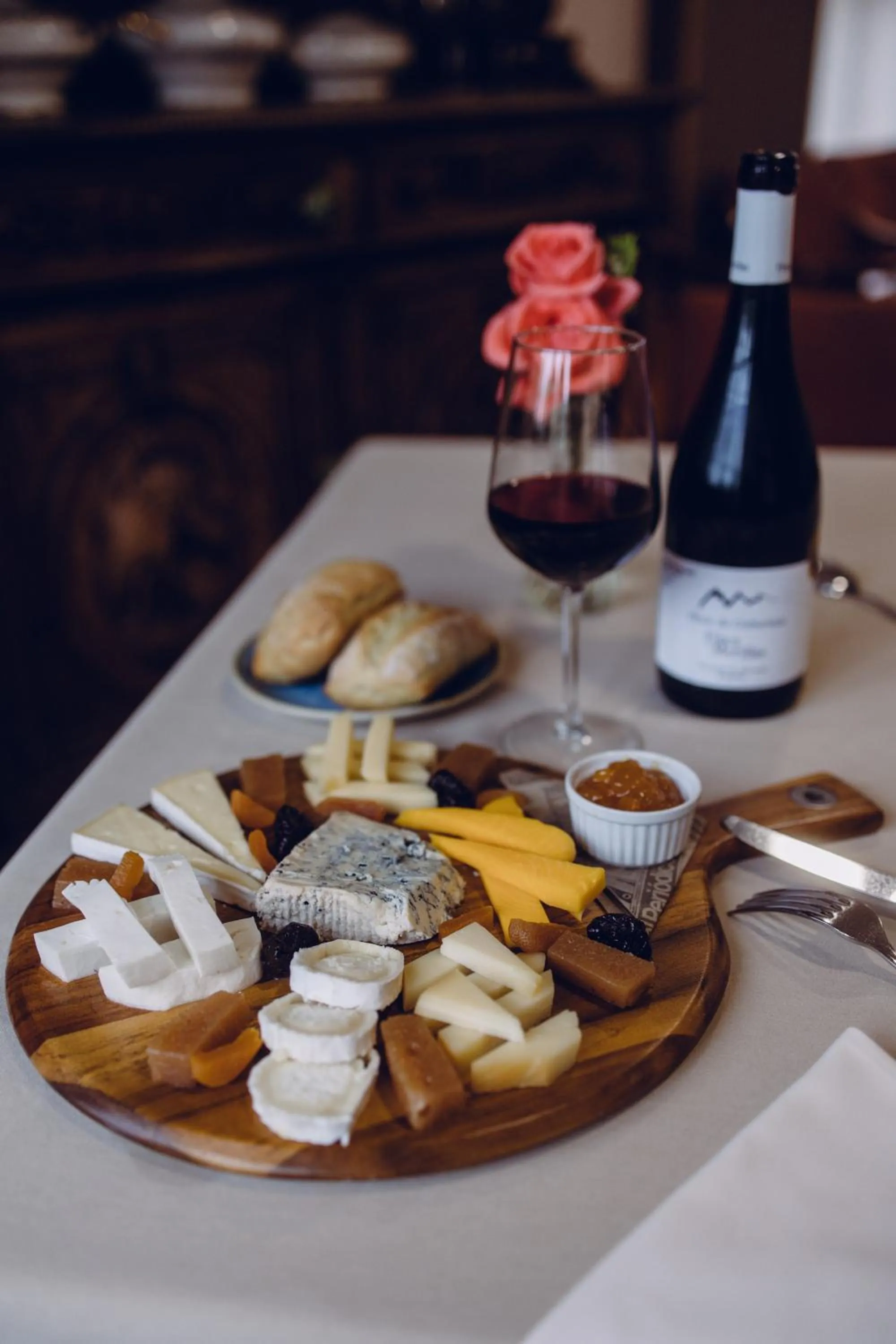 Restaurant/places to eat in Hotel Cueli