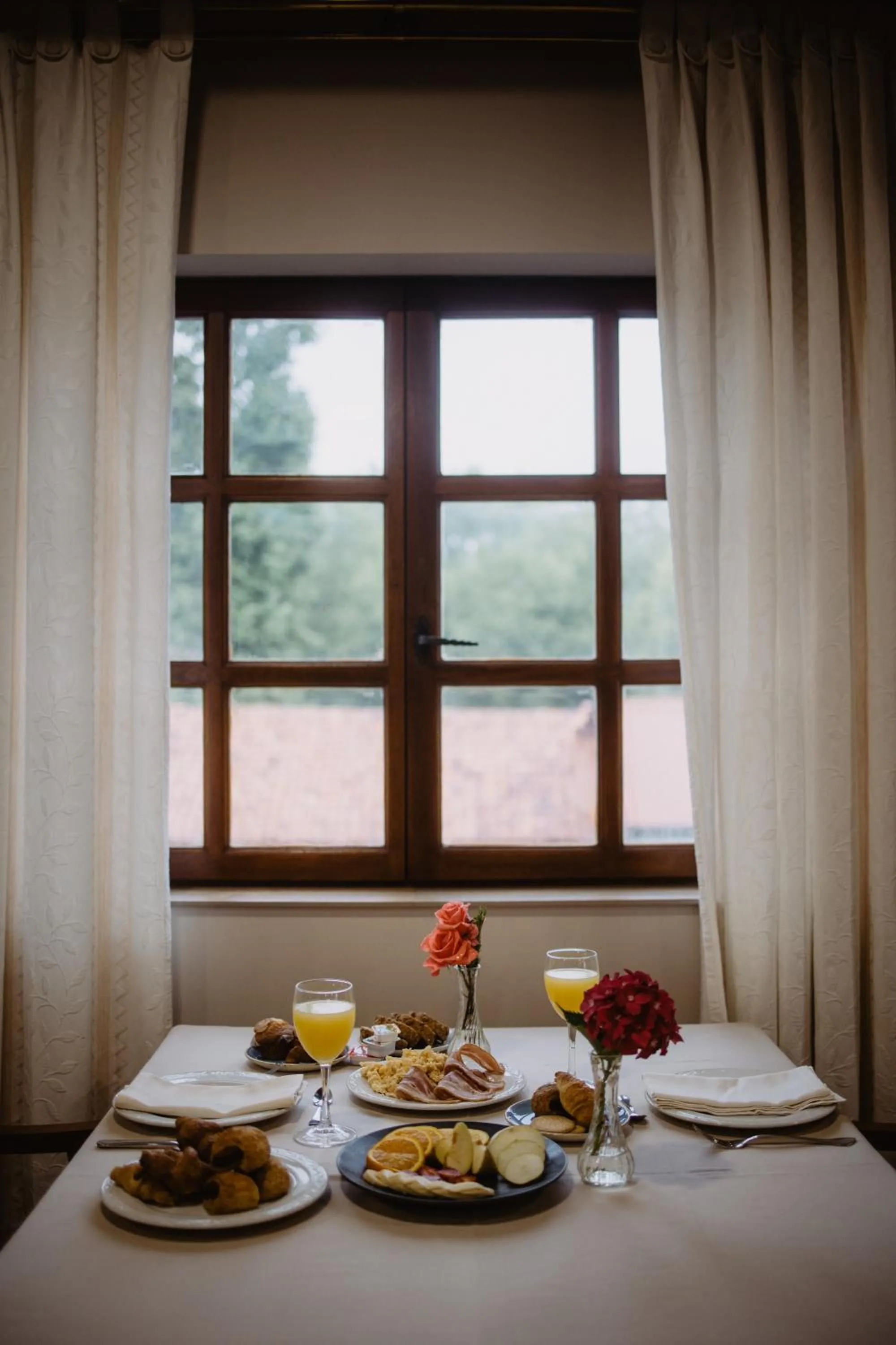 Food and drinks in Hotel Cueli