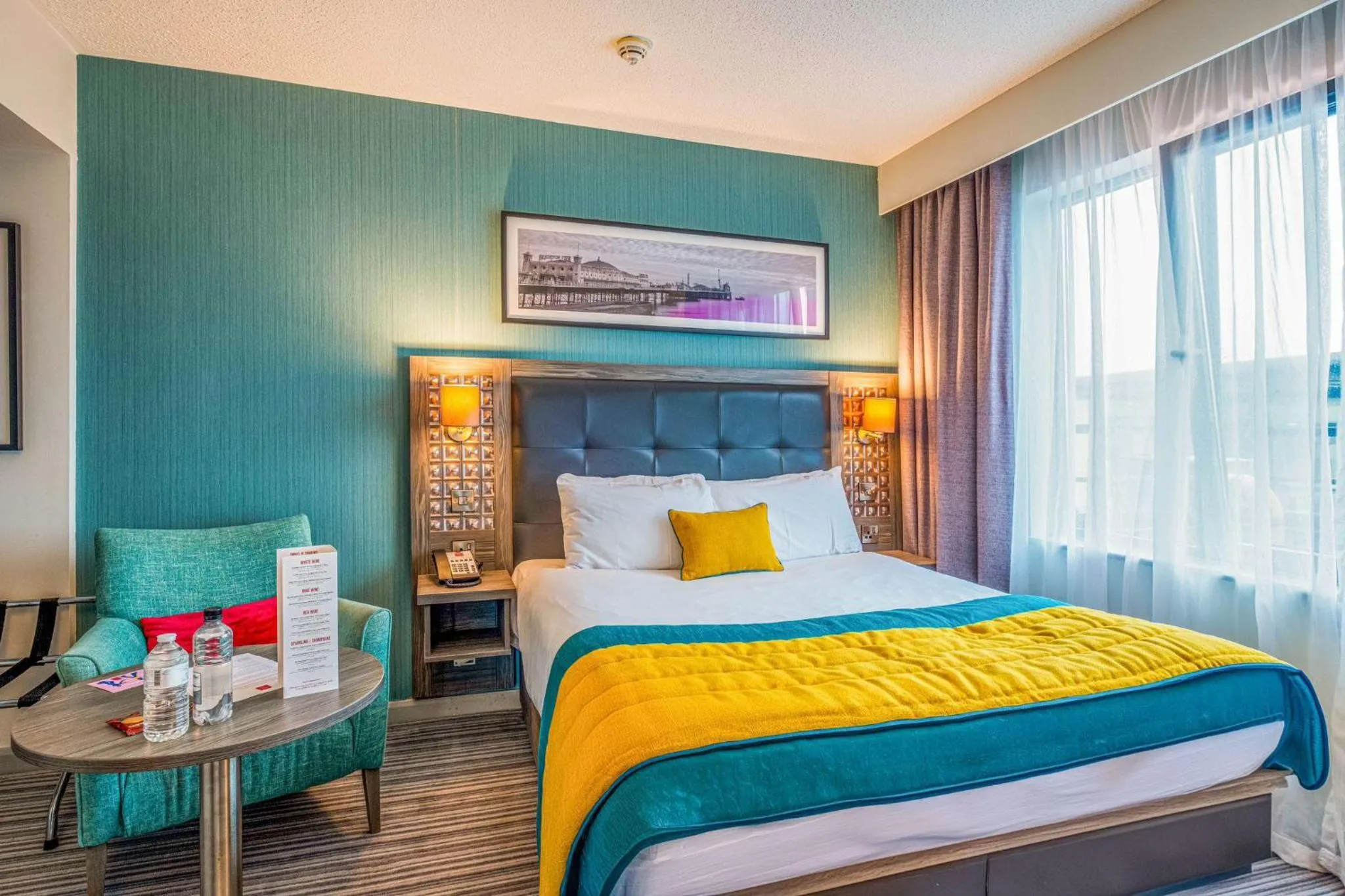 Bed in Leonardo Hotel Brighton