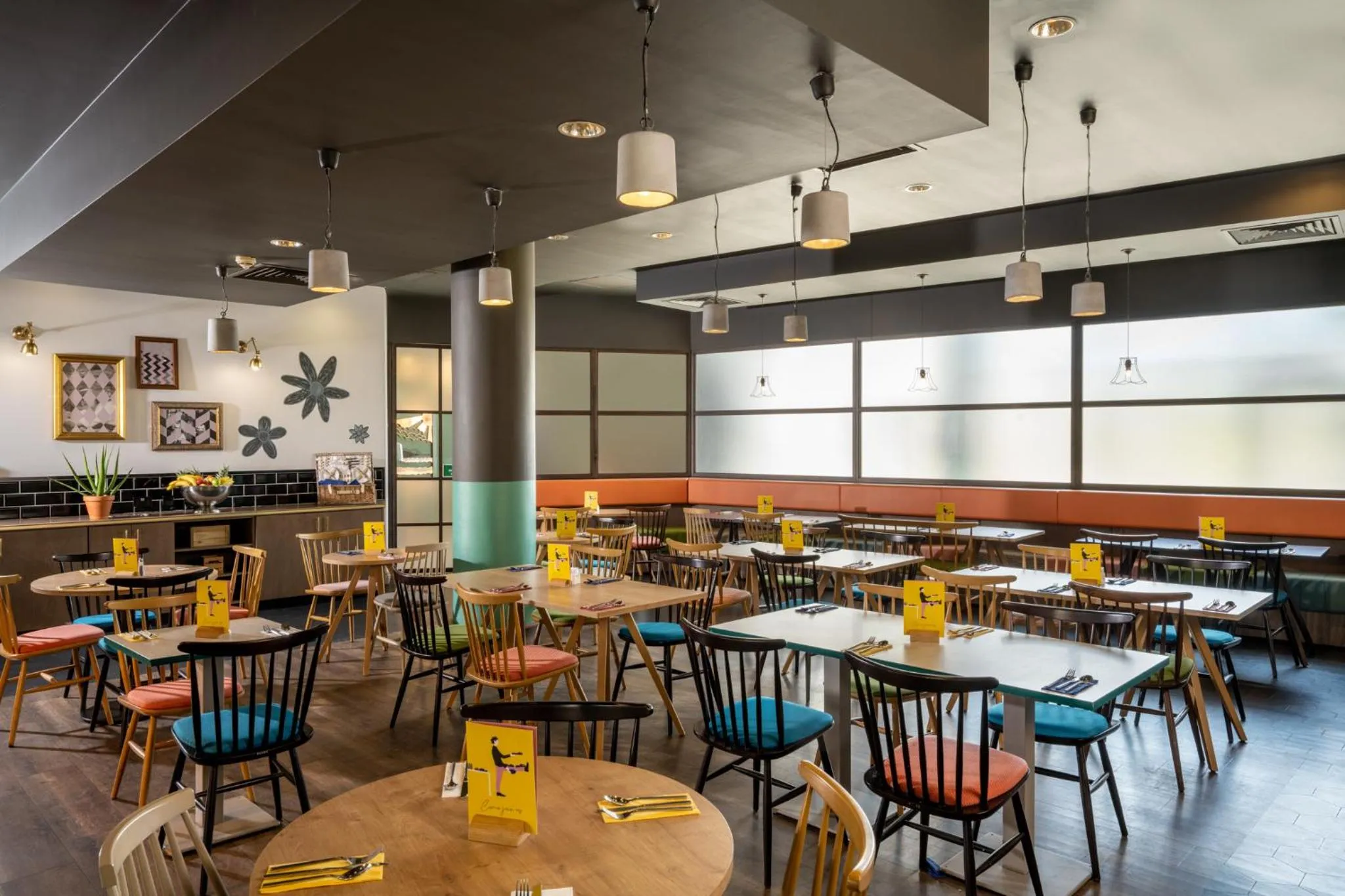 Restaurant/places to eat in Leonardo Hotel Brighton