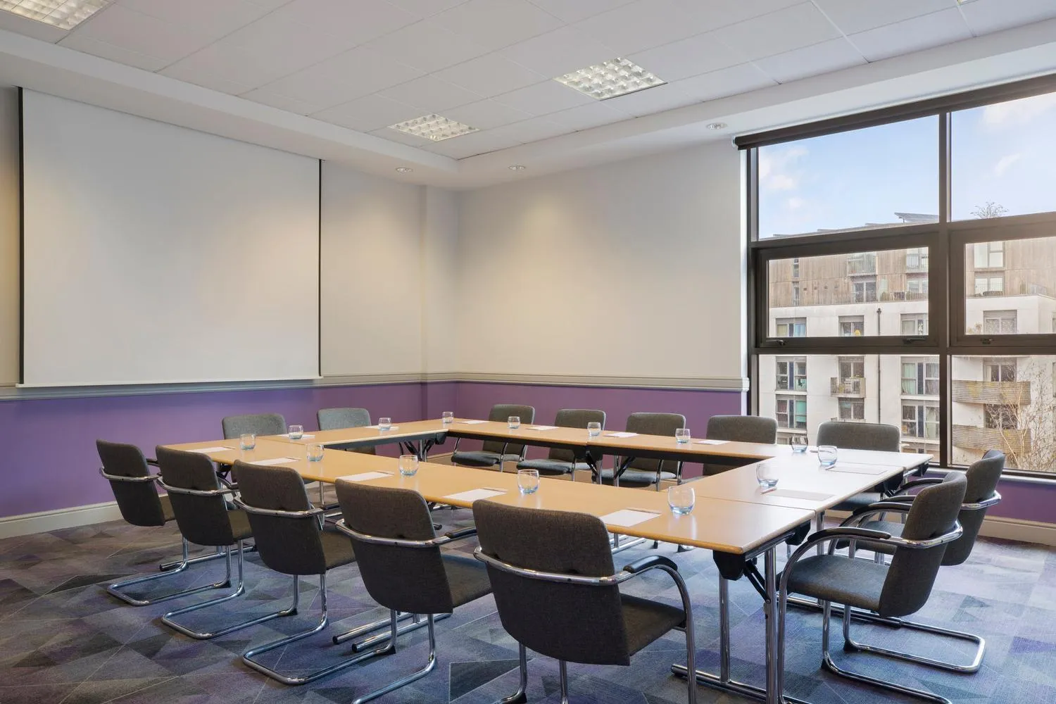 Meeting/conference room in Leonardo Hotel Brighton