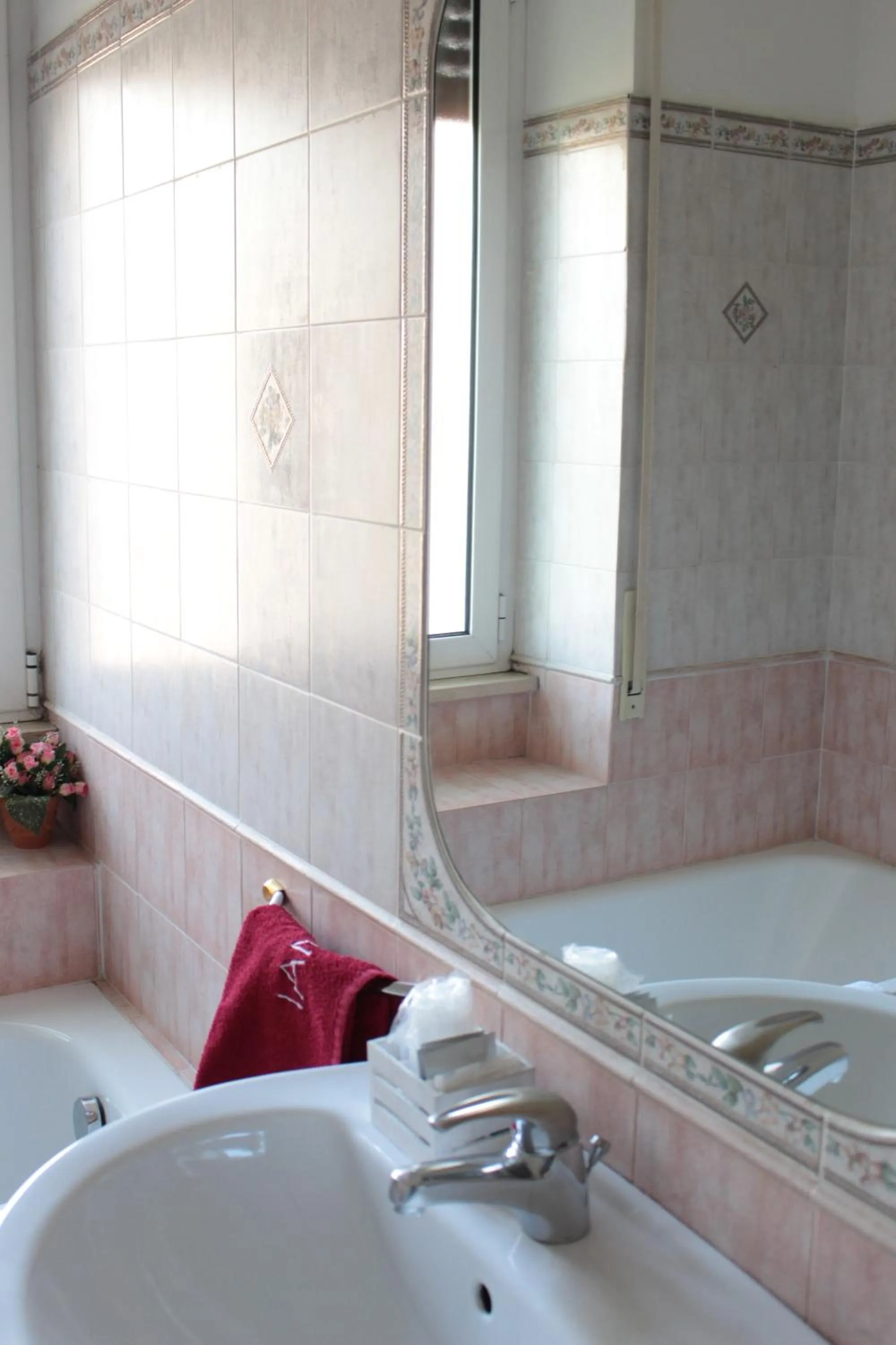 Bathroom in Ianus Guest House