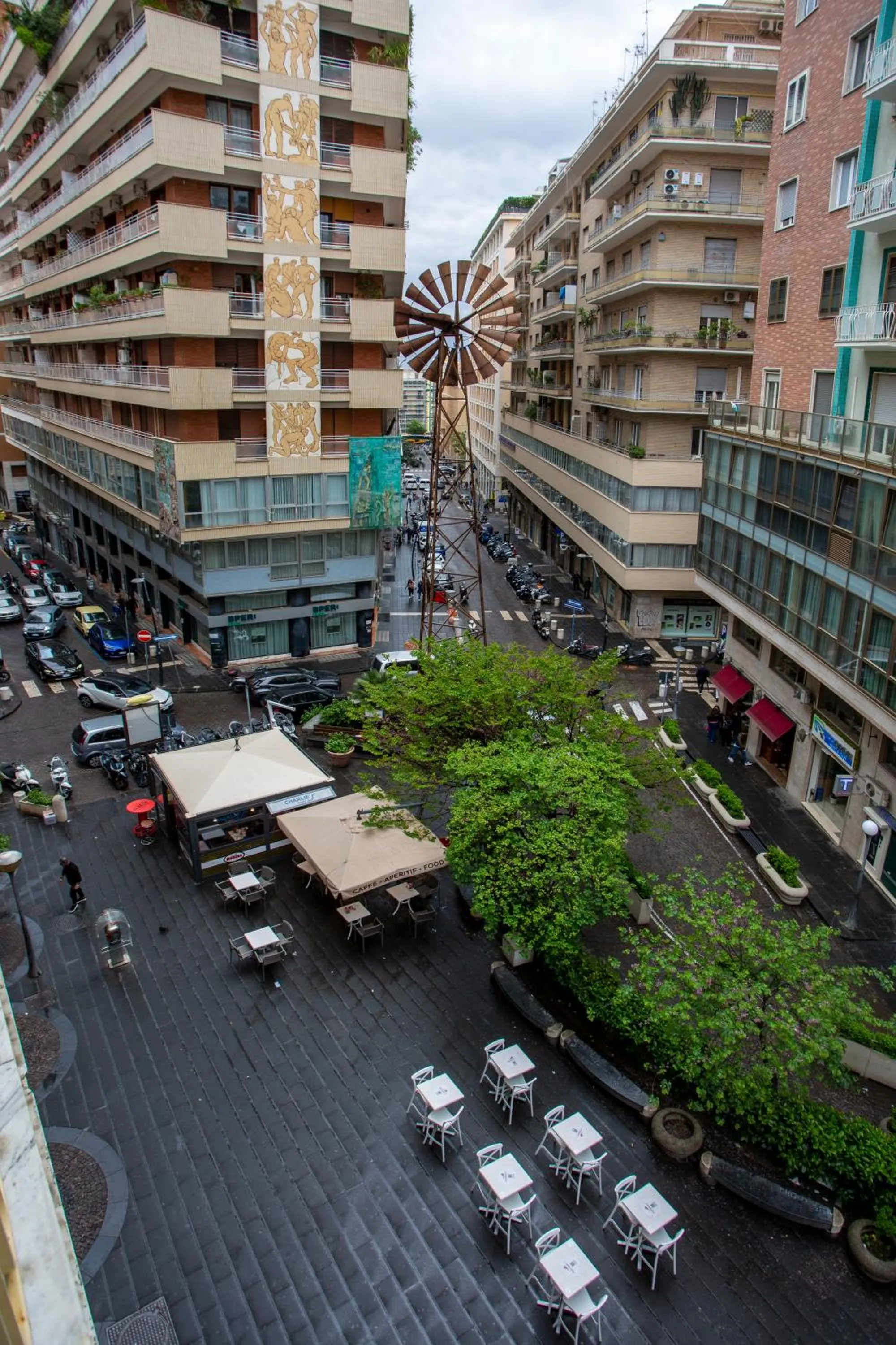 Street view in Bell's