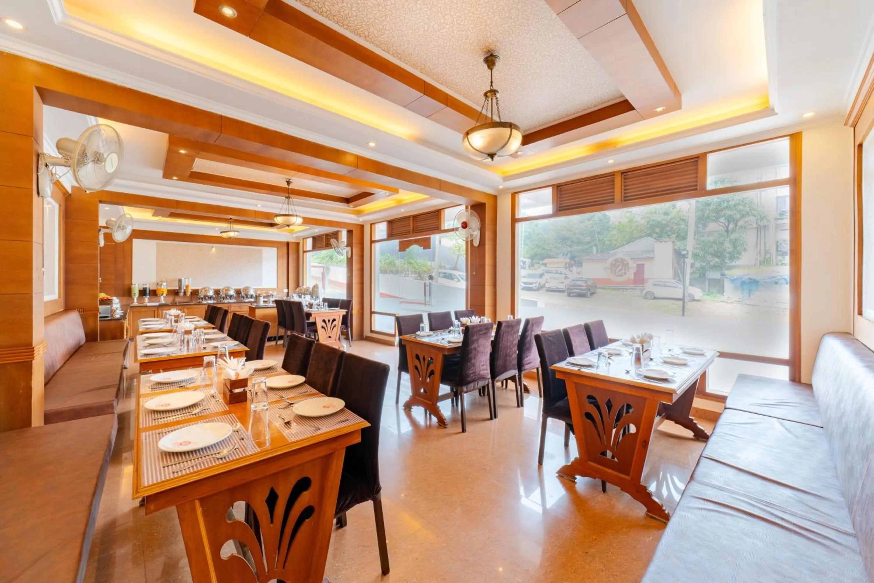 Restaurant/places to eat in Seasons Thekkady