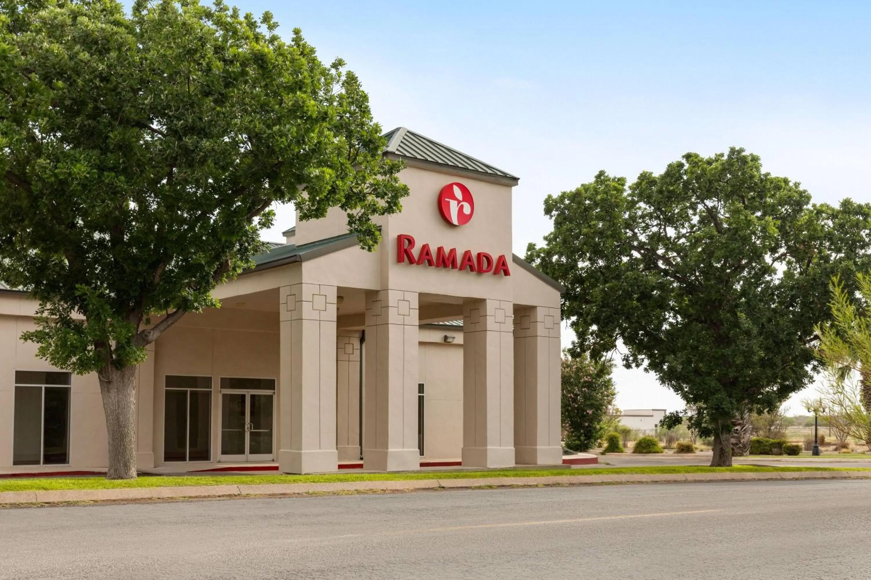 Property building in Ramada by Wyndham Del Rio