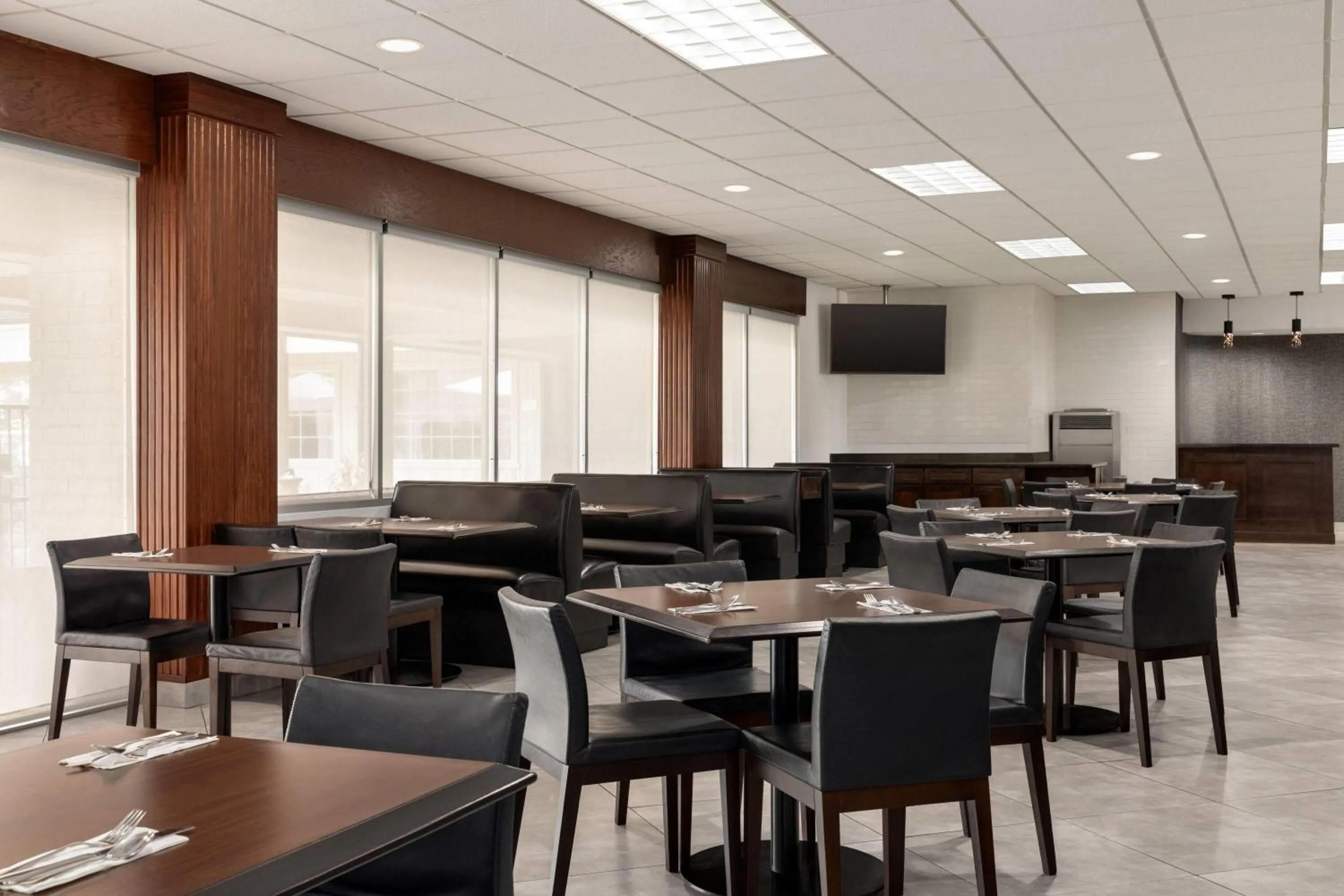 Restaurant/places to eat in Ramada by Wyndham Del Rio