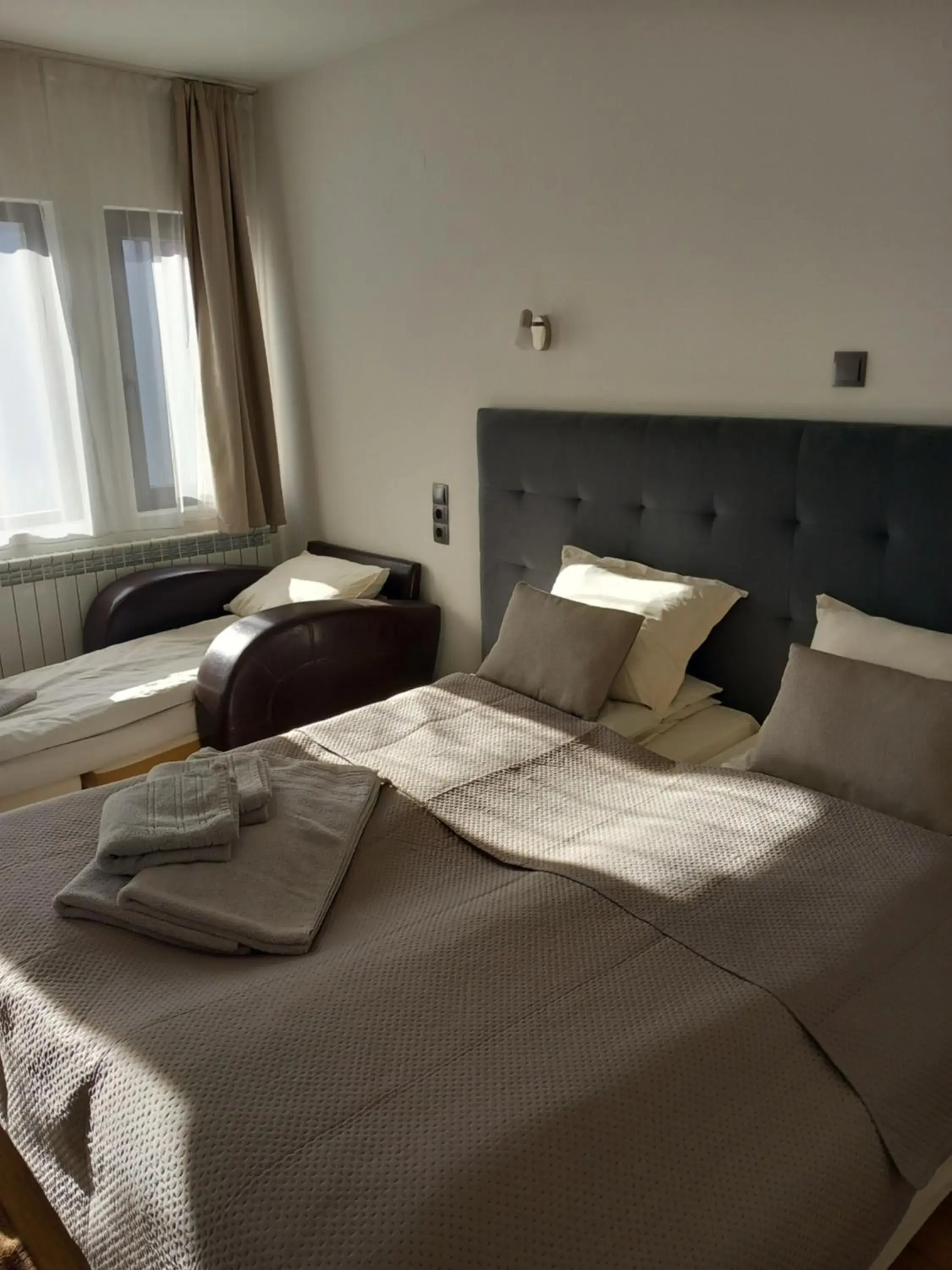Twin Room with Extra Bed in Guest house Skabrin Twin Room with Extra Bed in Guest house Skabrin