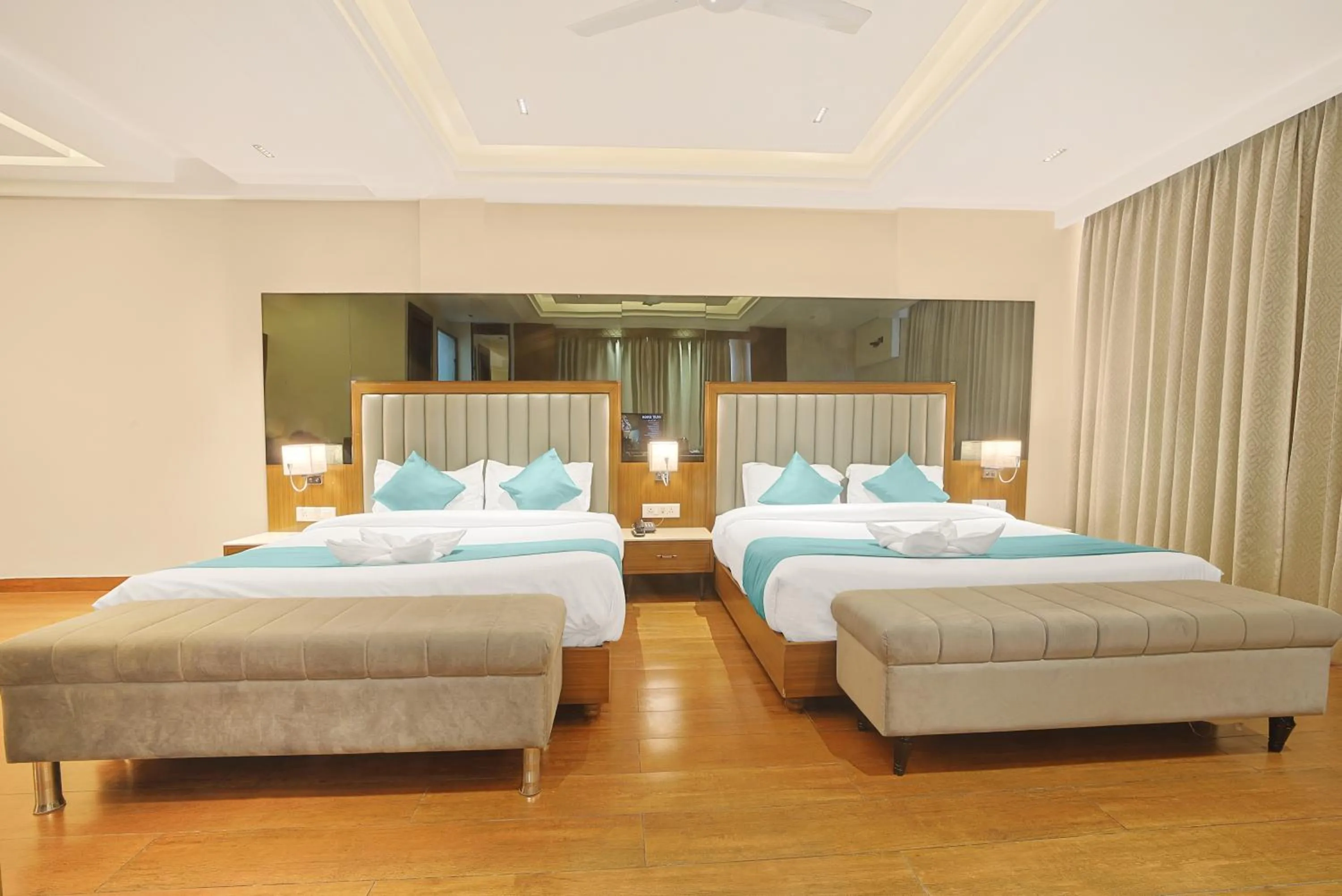 Photo of the whole room, Bed in Hotel Green - Behind Parmarth Niketan