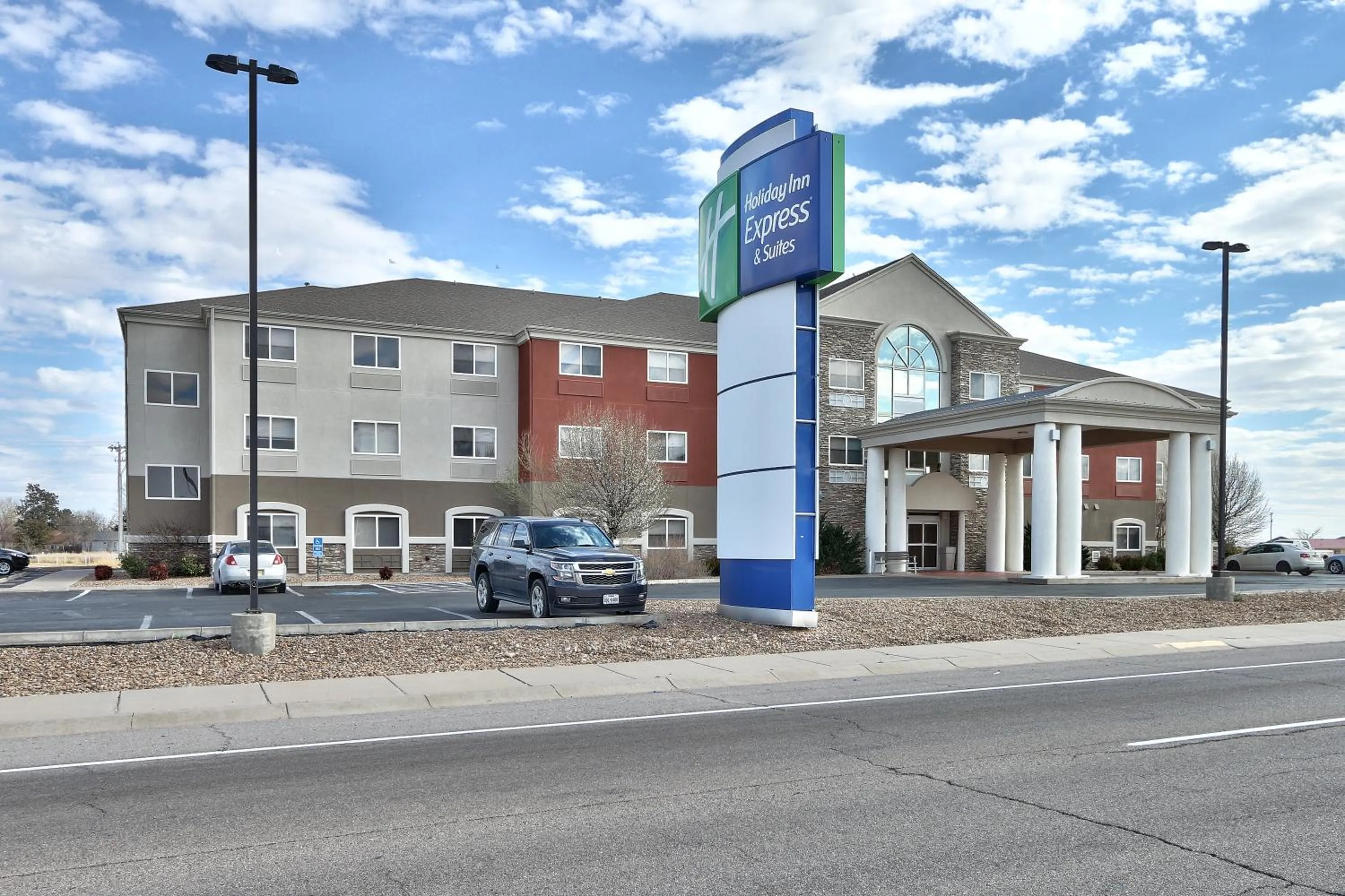 Property building in Holiday Inn Express & Suites Portales by IHG