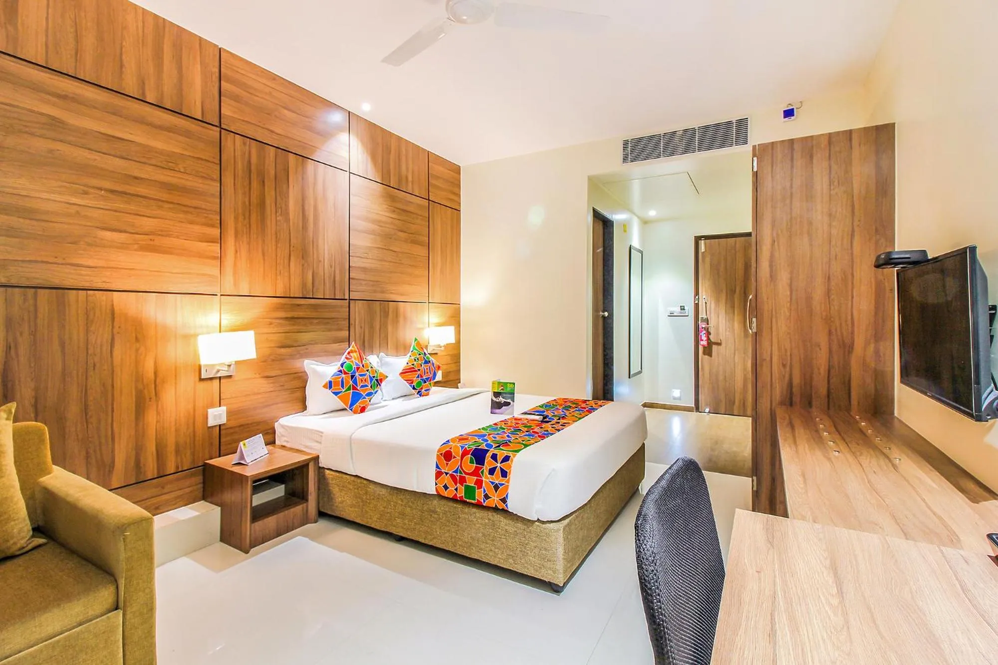 Bedroom, Bed in FabHotel RK International - Nr Mumbai International Airport