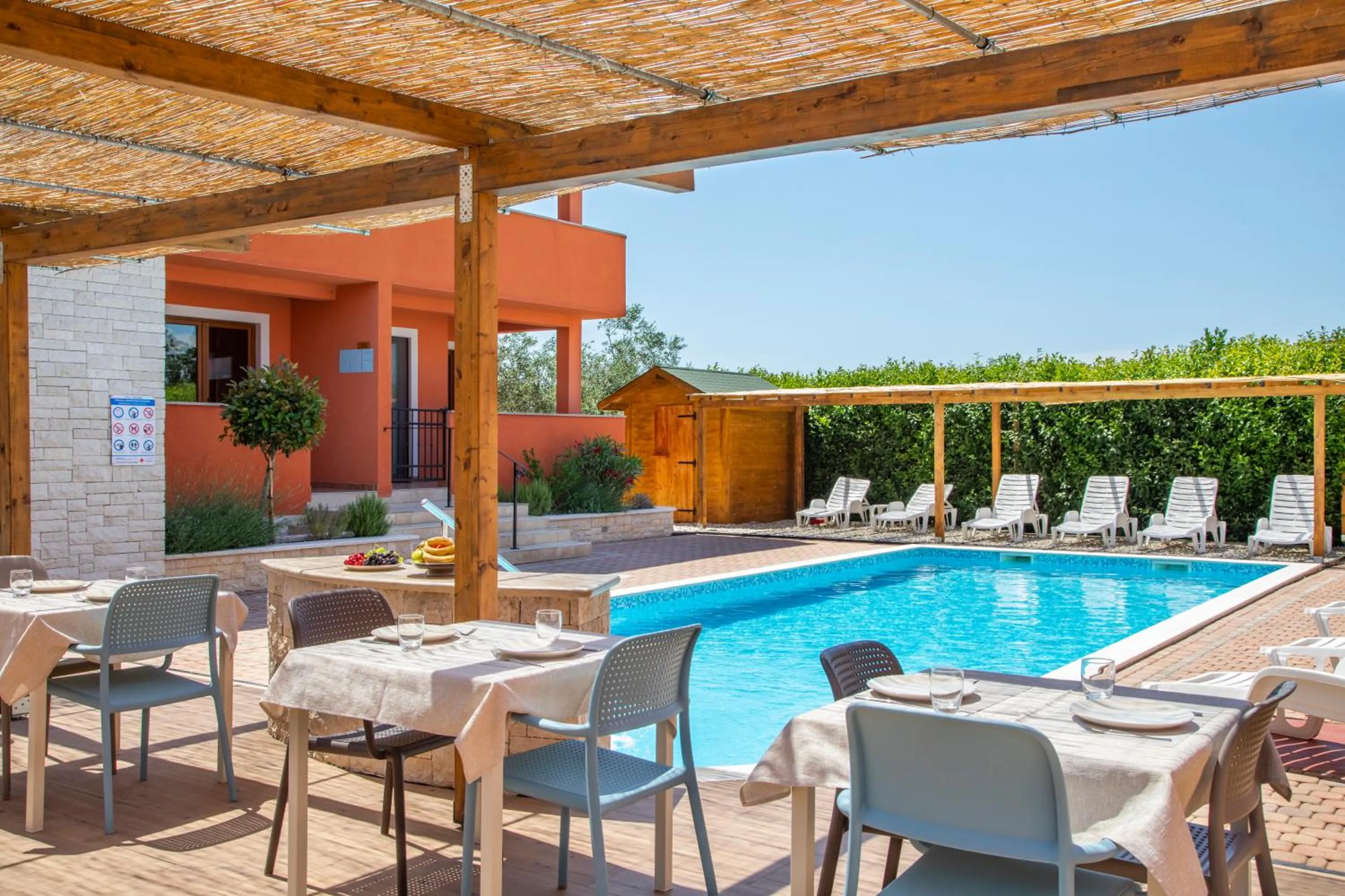 Patio in Hotel Natura Vilanija