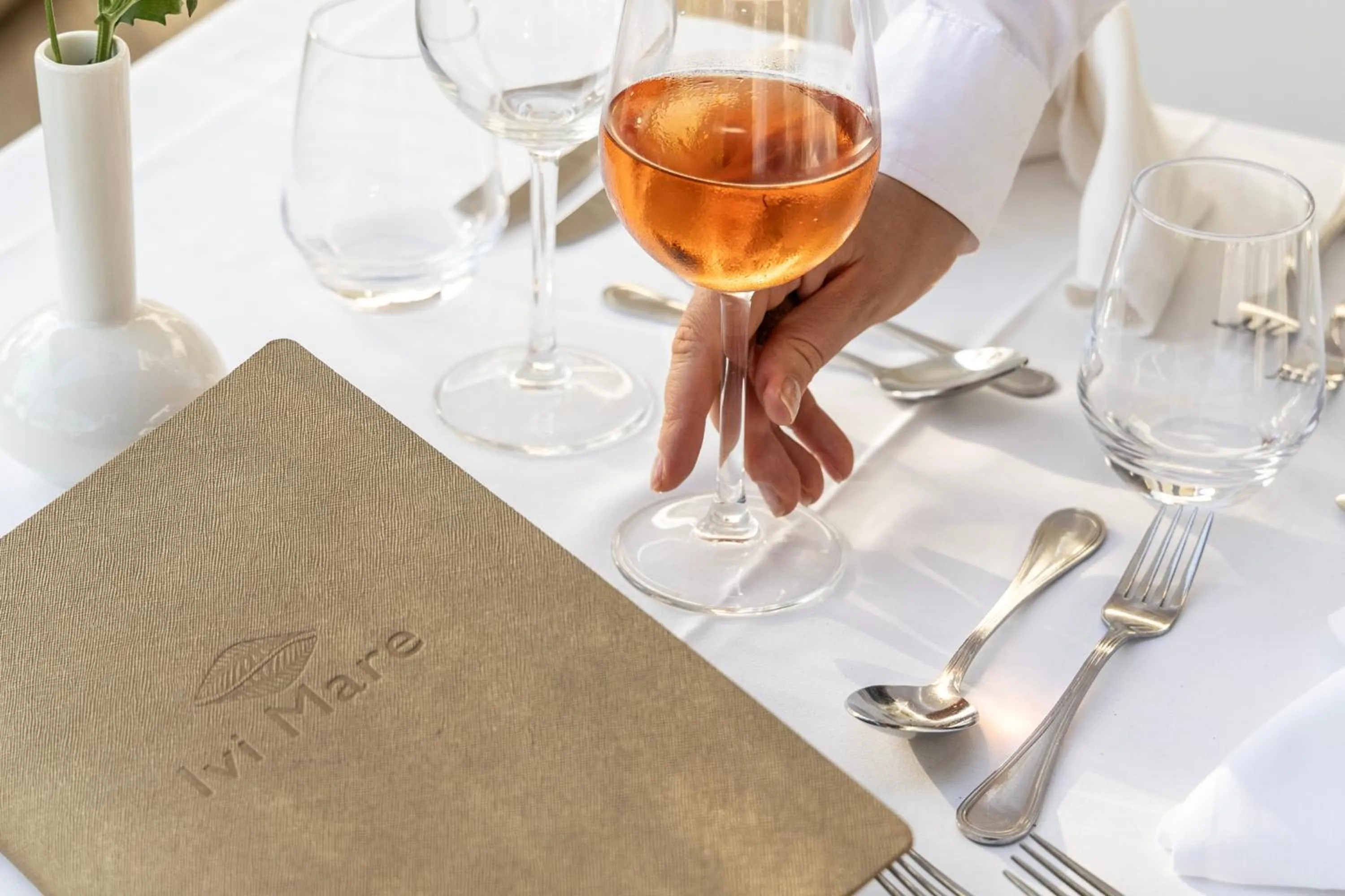 Food and drinks in Ivi Mare - Designed for Adults by Louis Hotels