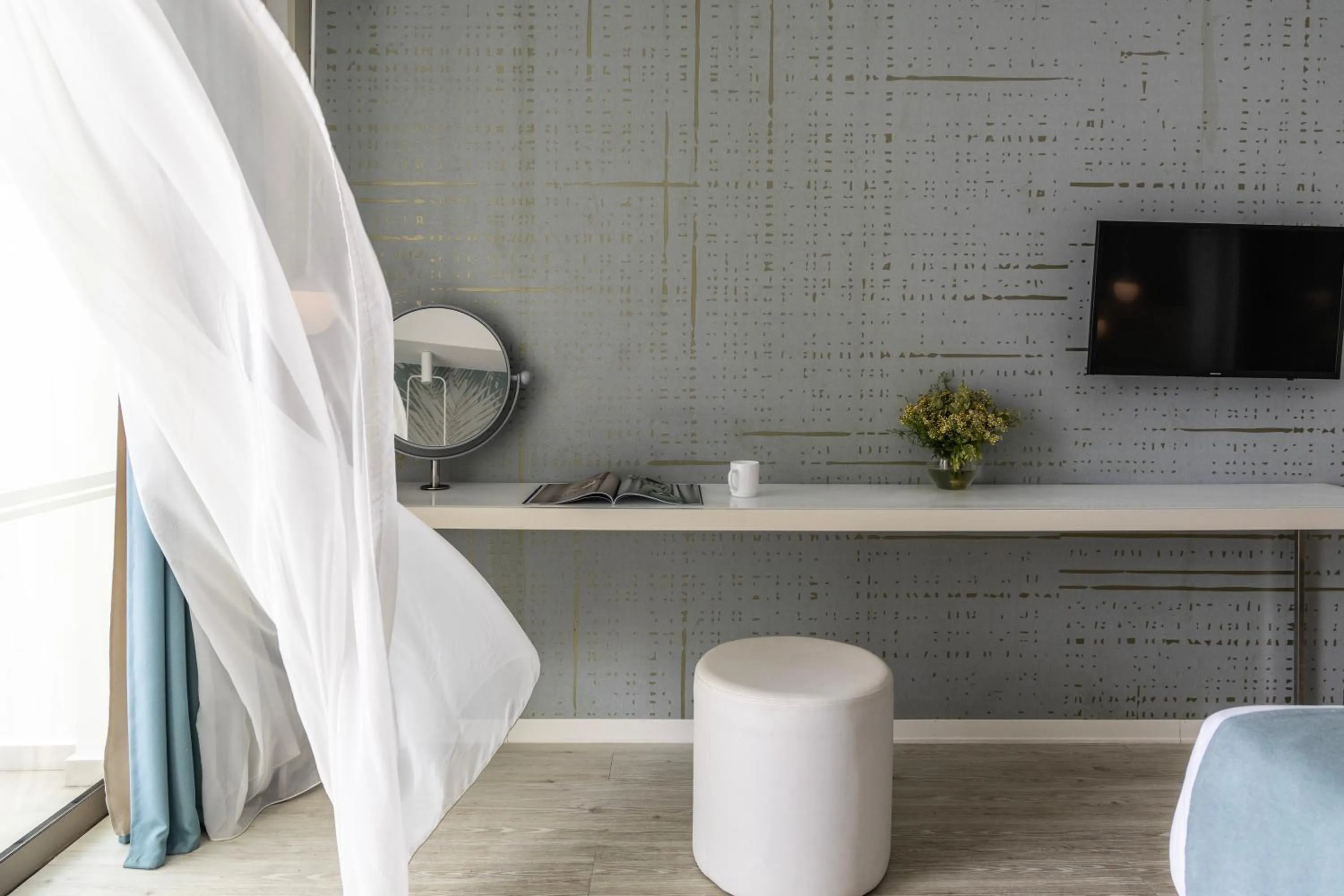 TV and multimedia in Ivi Mare - Designed for Adults by Louis Hotels