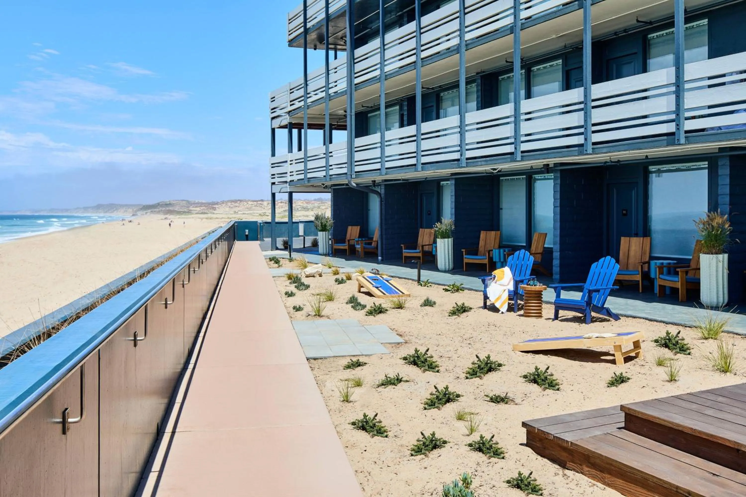 Beach in Monterey Beach Hotel, a Tribute Portfolio Hotel