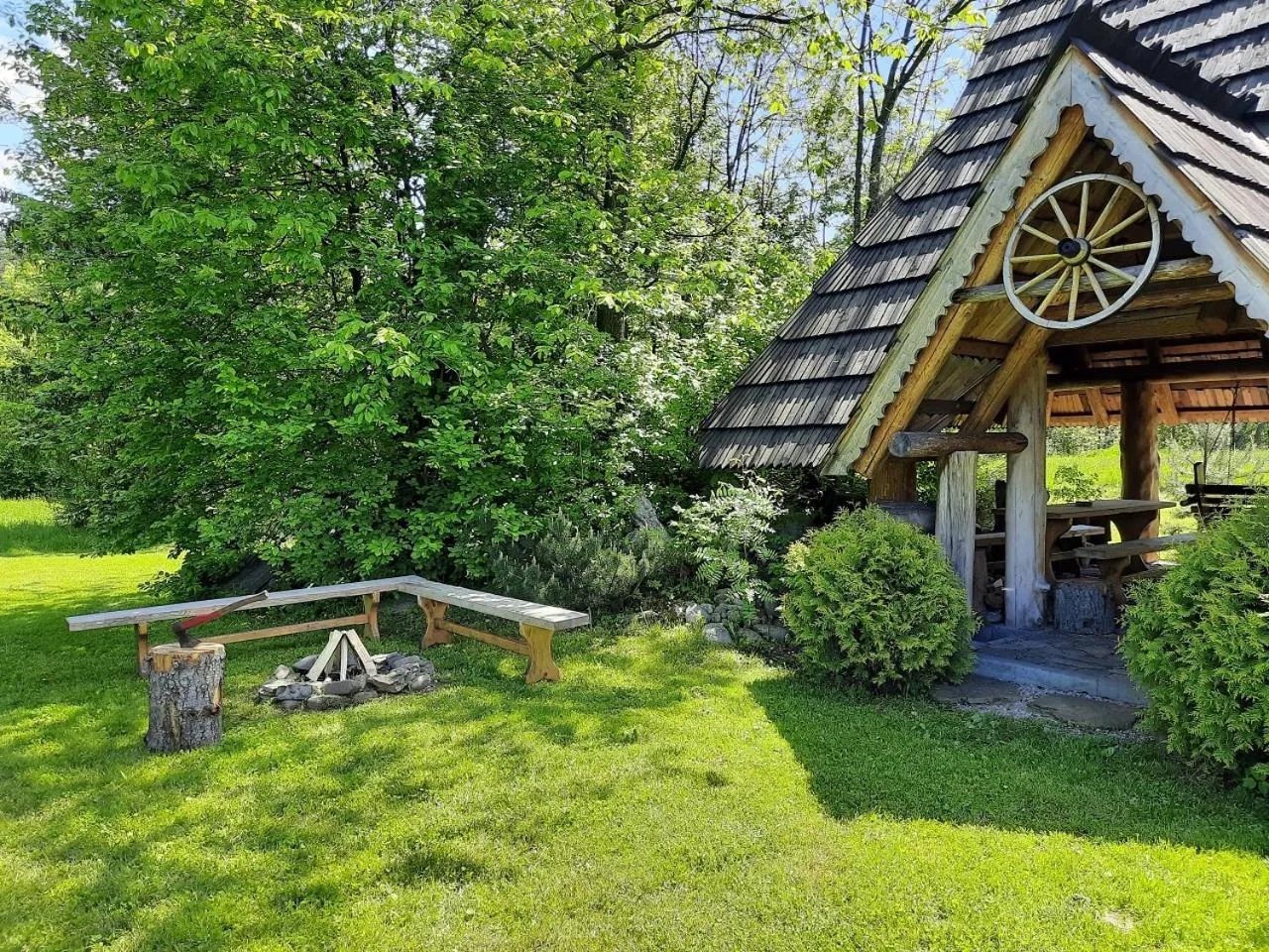 BBQ facilities in Willa Płazówka Białczańska