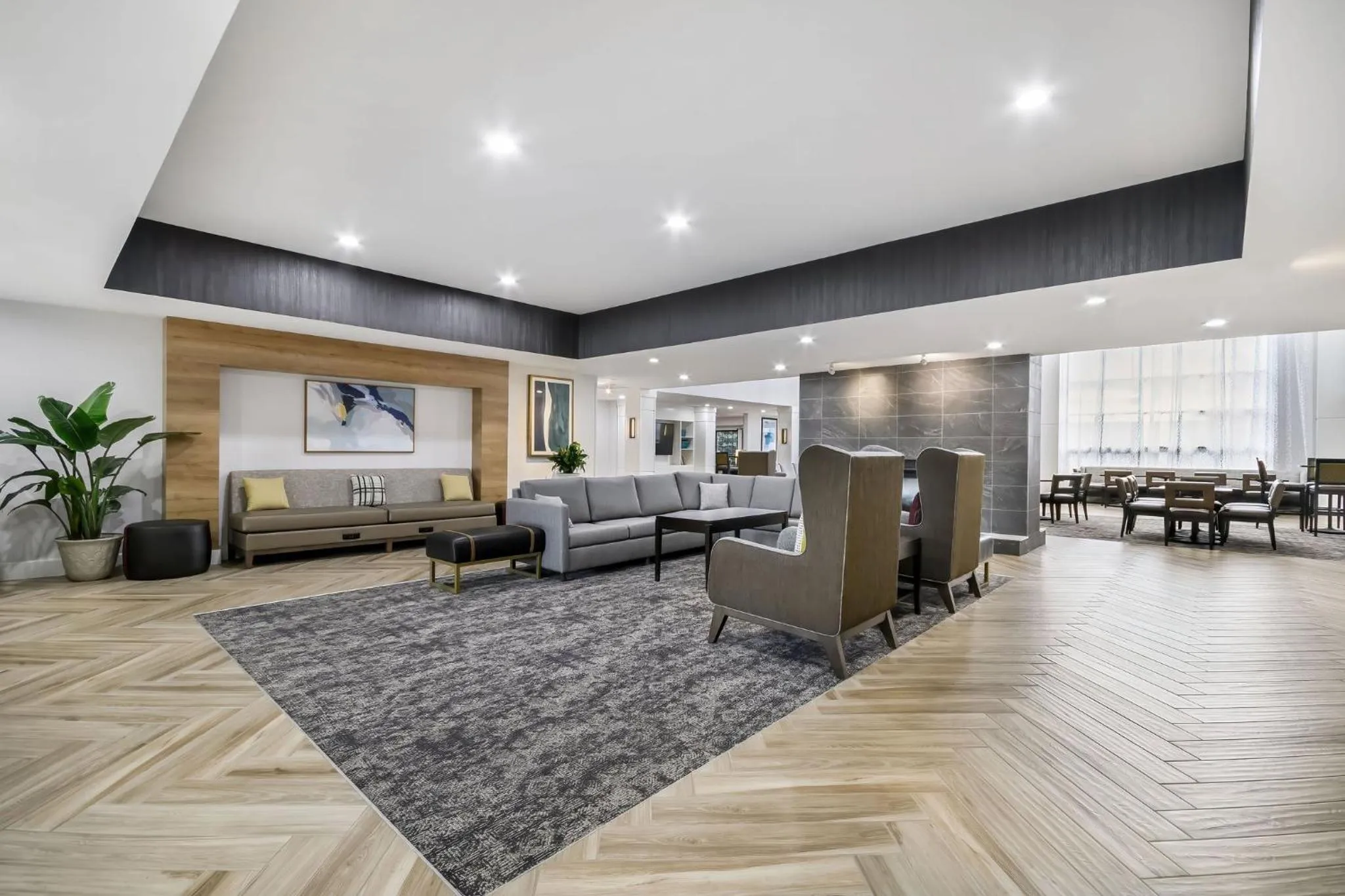 Property building in Staybridge Suites Toledo/Maumee by IHG