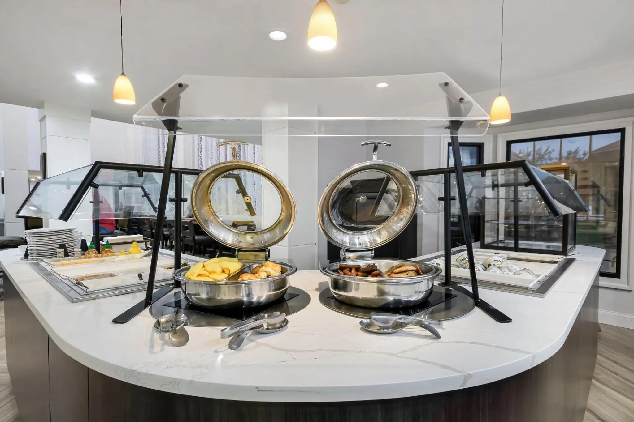 Breakfast in Staybridge Suites Toledo/Maumee by IHG