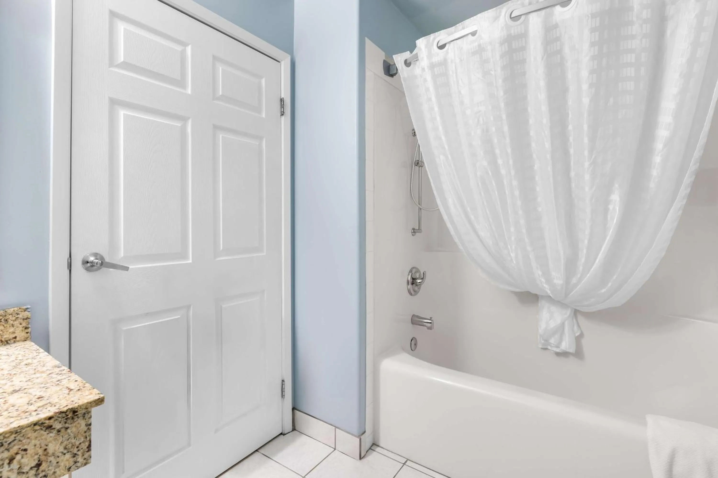 Bathroom in SureStay Plus Hotel by Best Western Drumheller