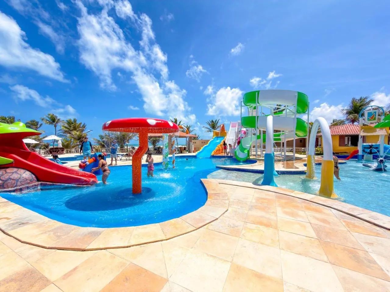 Children play ground in Jangadeiro Praia Hotel Resort - Parque Aquático e Pé na Areia
