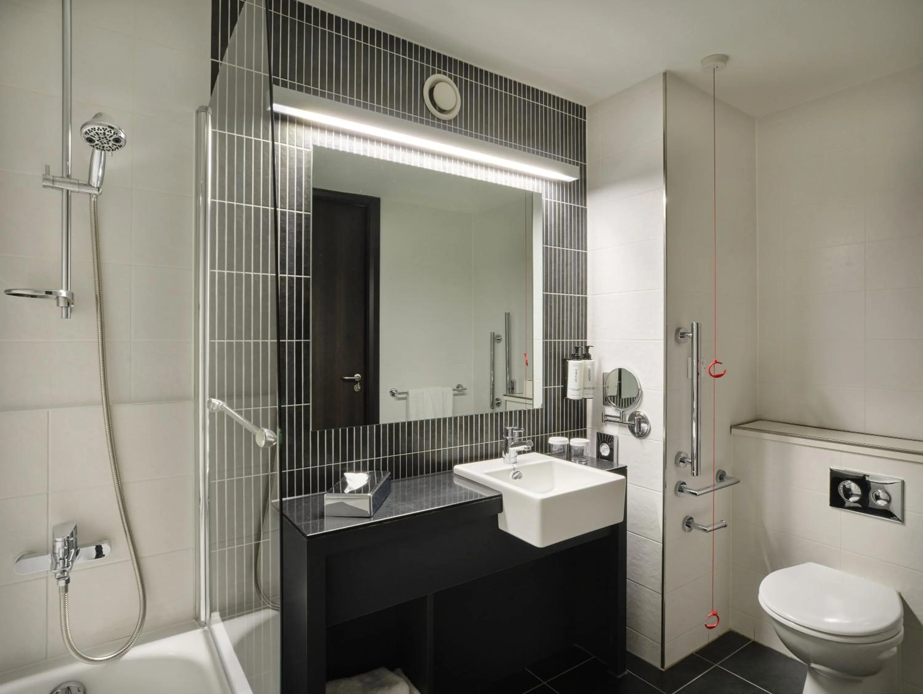 Bathroom in Crowne Plaza Birmingham City by IHG