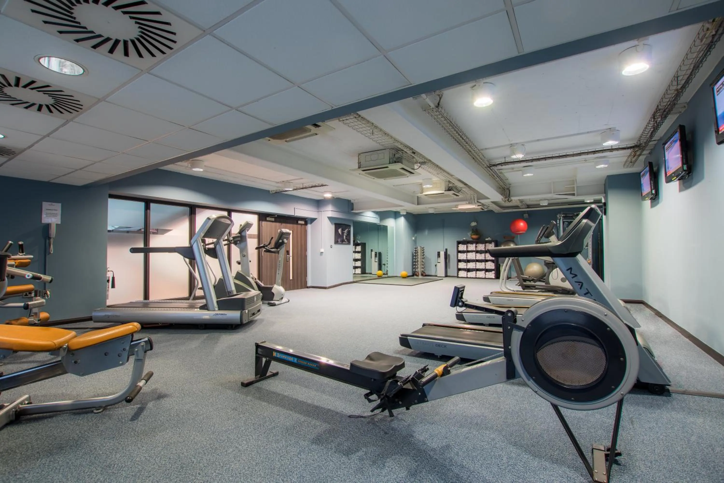 Fitness centre/facilities in Crowne Plaza Birmingham City by IHG